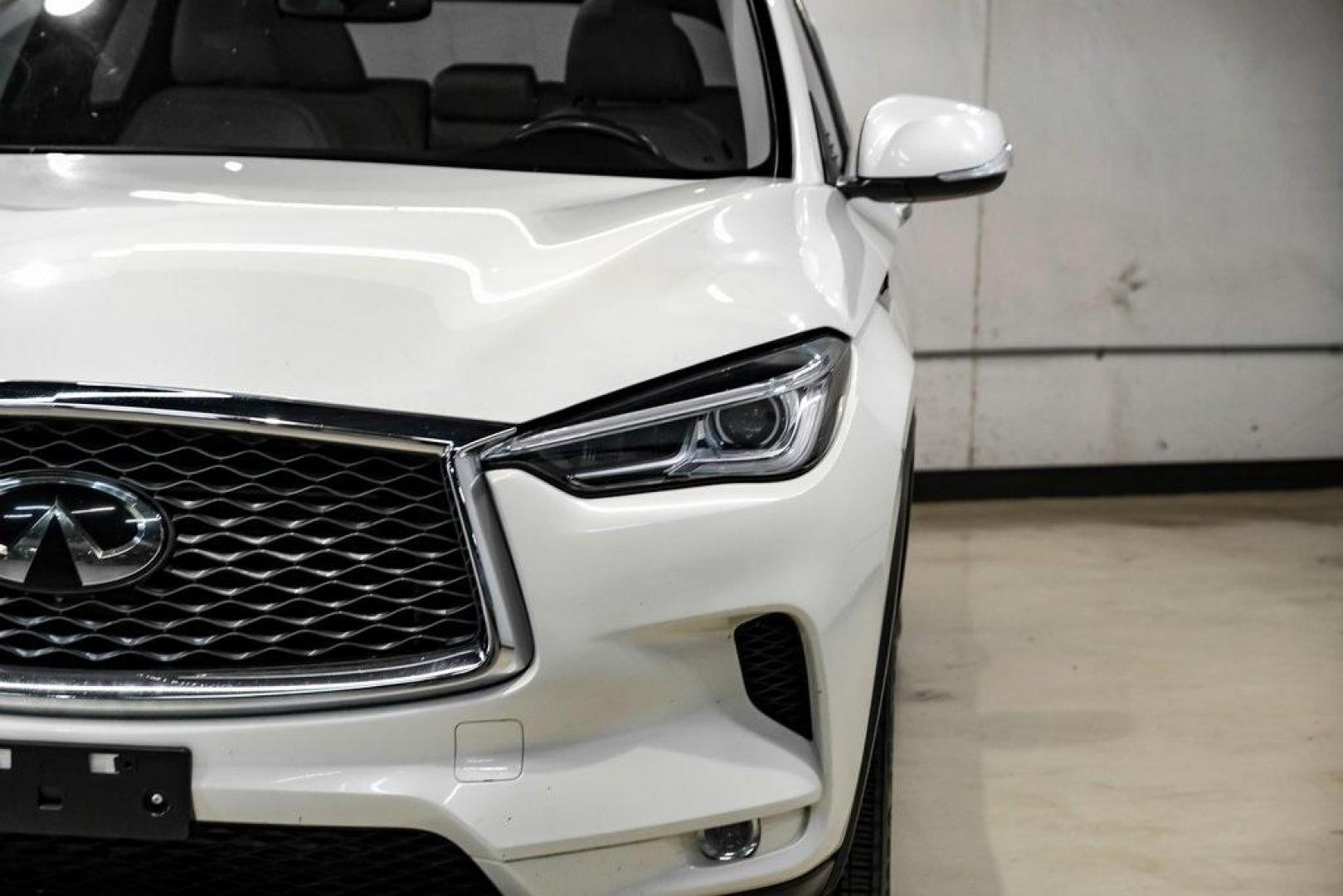2021 Majestic White /Wheat INFINITI QX50 LUXE (3PCAJ5BA5MF) with an I4 engine, CVT transmission, located at 15300 Midway Rd., Addison, TX, 75001, (972) 702-0011, 32.958321, -96.838074 - Photo#46