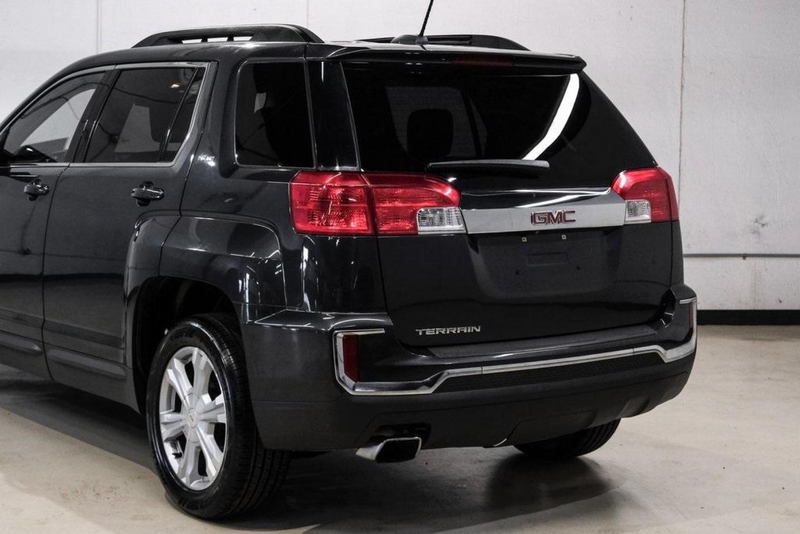 2017 Graphite Gray Metallic /Jet Black GMC Terrain SLE-2 (2GKALNEKXH6) with an 2.4L 4-Cylinder SIDI DOHC VVT engine, Automatic transmission, located at 15300 Midway Rd., Addison, TX, 75001, (972) 702-0011, 32.958321, -96.838074 - Photo#13