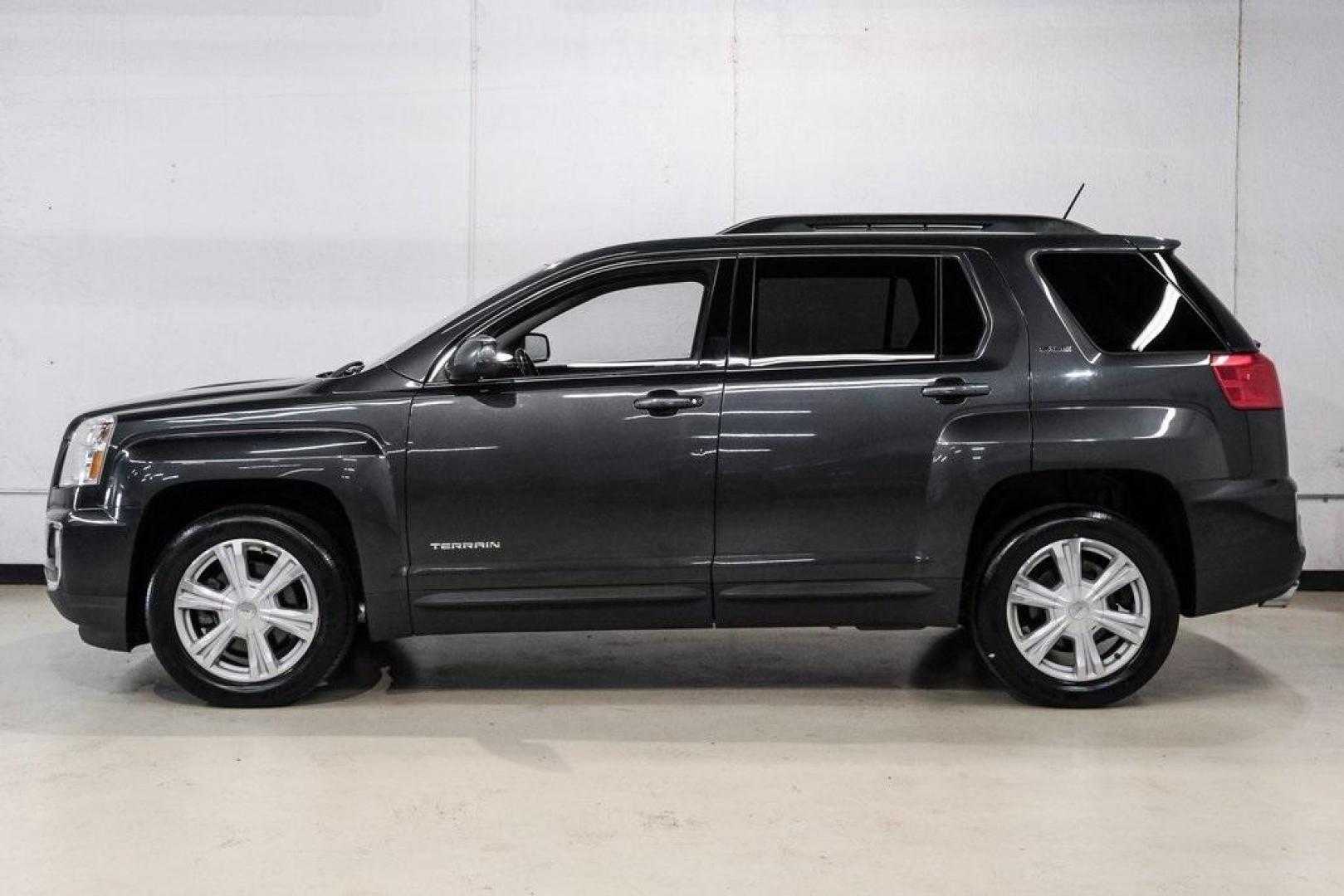 2017 Graphite Gray Metallic /Jet Black GMC Terrain SLE-2 (2GKALNEKXH6) with an 2.4L 4-Cylinder SIDI DOHC VVT engine, Automatic transmission, located at 15300 Midway Rd., Addison, TX, 75001, (972) 702-0011, 32.958321, -96.838074 - Photo#14