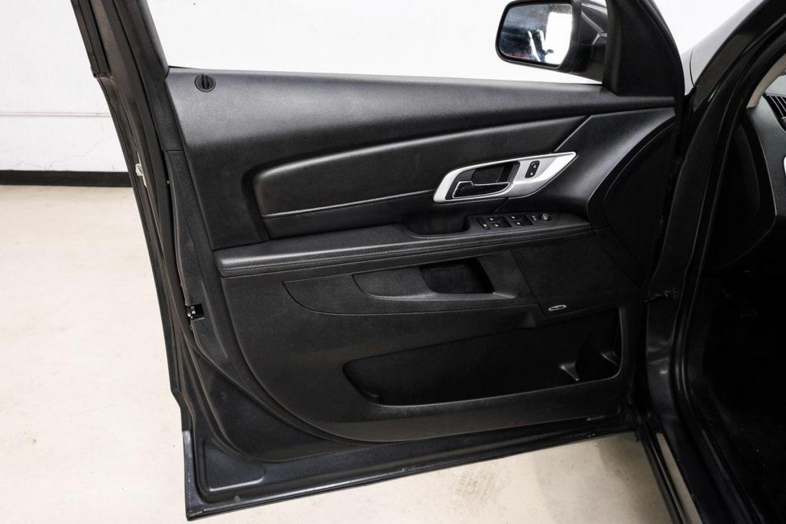 2017 Graphite Gray Metallic /Jet Black GMC Terrain SLE-2 (2GKALNEKXH6) with an 2.4L 4-Cylinder SIDI DOHC VVT engine, Automatic transmission, located at 15300 Midway Rd., Addison, TX, 75001, (972) 702-0011, 32.958321, -96.838074 - Photo#48