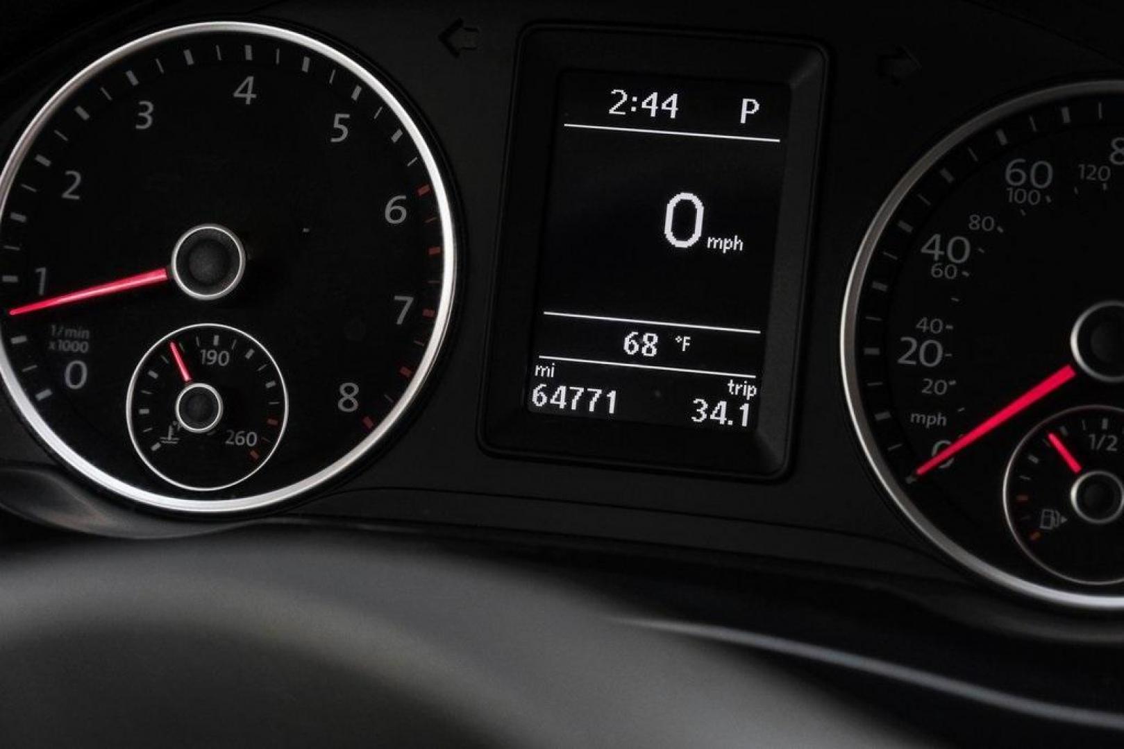 2016 Reflex Silver Metallic Volkswagen Tiguan S (WVGAV7AX0GW) with an 2.0L 4-Cylinder Turbocharged engine, Automatic transmission, located at 15300 Midway Rd., Addison, TX, 75001, (972) 702-0011, 32.958321, -96.838074 - Photo#24