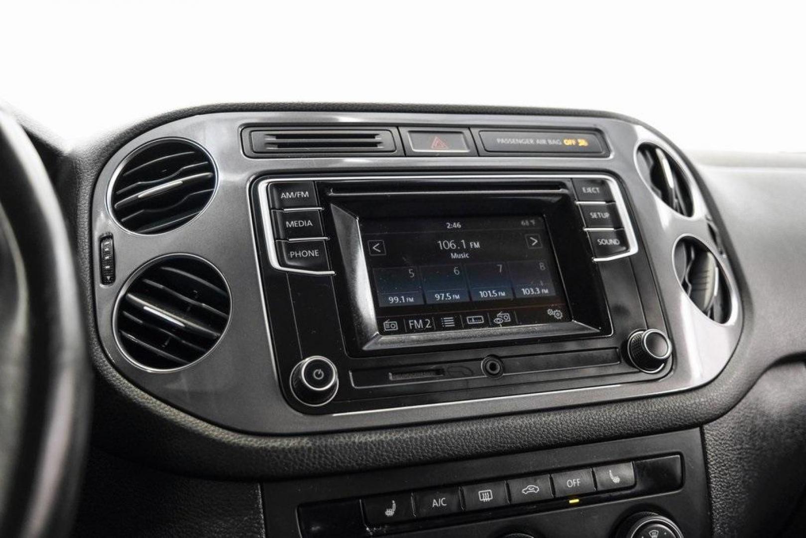 2016 Reflex Silver Metallic Volkswagen Tiguan S (WVGAV7AX0GW) with an 2.0L 4-Cylinder Turbocharged engine, Automatic transmission, located at 15300 Midway Rd., Addison, TX, 75001, (972) 702-0011, 32.958321, -96.838074 - Photo#30