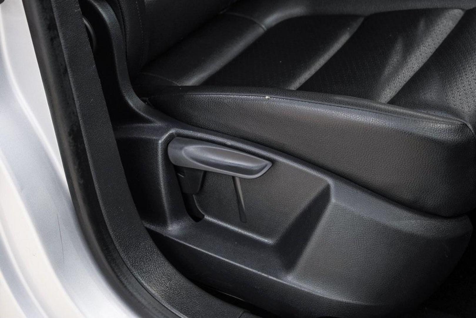 2016 Reflex Silver Metallic Volkswagen Tiguan S (WVGAV7AX0GW) with an 2.0L 4-Cylinder Turbocharged engine, Automatic transmission, located at 15300 Midway Rd., Addison, TX, 75001, (972) 702-0011, 32.958321, -96.838074 - Photo#42