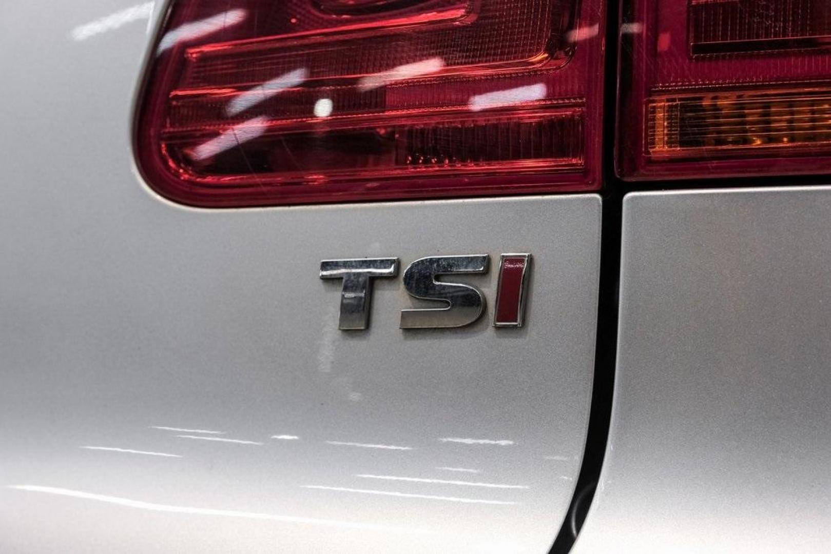 2016 Reflex Silver Metallic Volkswagen Tiguan S (WVGAV7AX0GW) with an 2.0L 4-Cylinder Turbocharged engine, Automatic transmission, located at 15300 Midway Rd., Addison, TX, 75001, (972) 702-0011, 32.958321, -96.838074 - Photo#58