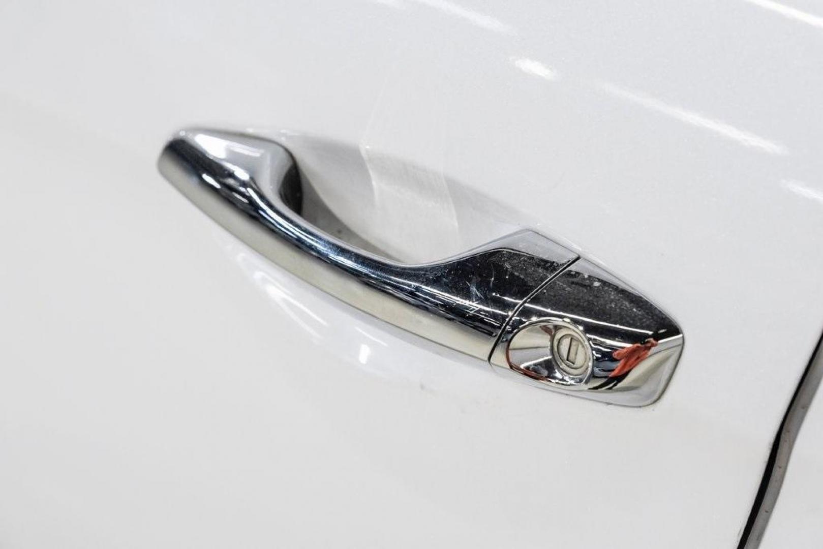 2017 Frost White Pearl /Beige Hyundai Santa Fe Sport 2.4 Base (5NMZUDLB6HH) with an 2.4L I4 DGI DOHC 16V engine, Automatic transmission, located at 15300 Midway Rd., Addison, TX, 75001, (972) 702-0011, 32.958321, -96.838074 - Photo#42