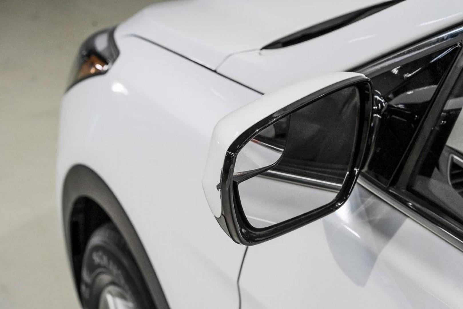 2017 Frost White Pearl /Beige Hyundai Santa Fe Sport 2.4 Base (5NMZUDLB6HH) with an 2.4L I4 DGI DOHC 16V engine, Automatic transmission, located at 15300 Midway Rd., Addison, TX, 75001, (972) 702-0011, 32.958321, -96.838074 - Photo#43