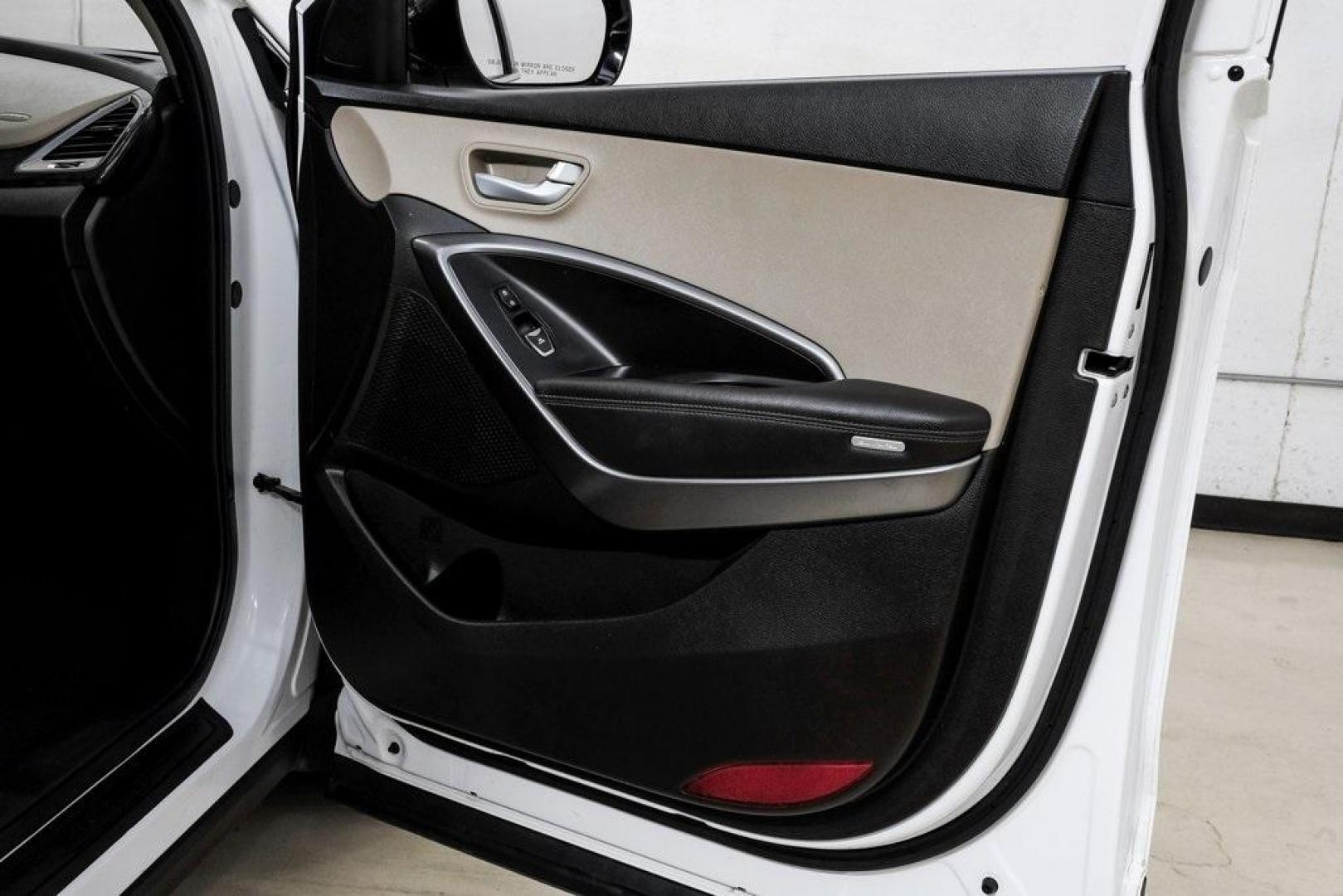 2017 Frost White Pearl /Beige Hyundai Santa Fe Sport 2.4 Base (5NMZUDLB6HH) with an 2.4L I4 DGI DOHC 16V engine, Automatic transmission, located at 15300 Midway Rd., Addison, TX, 75001, (972) 702-0011, 32.958321, -96.838074 - Photo#45