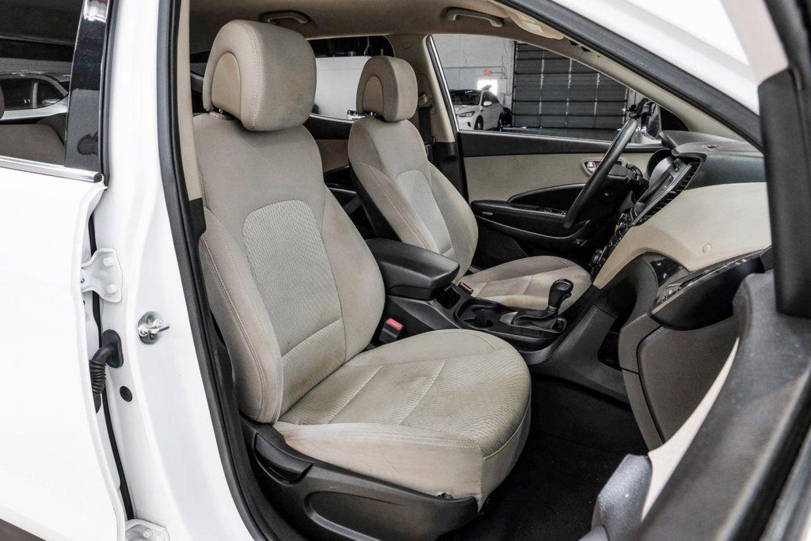 2017 Frost White Pearl /Beige Hyundai Santa Fe Sport 2.4 Base (5NMZUDLB6HH) with an 2.4L I4 DGI DOHC 16V engine, Automatic transmission, located at 15300 Midway Rd., Addison, TX, 75001, (972) 702-0011, 32.958321, -96.838074 - Photo#37