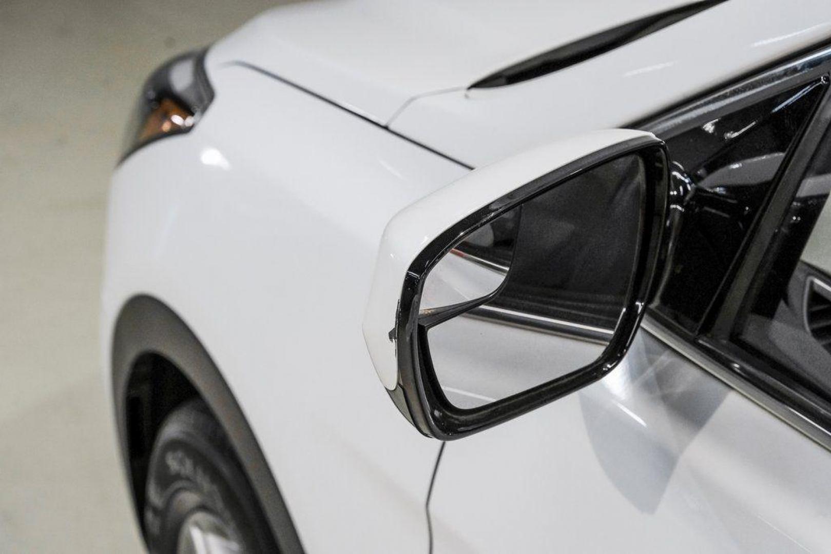 2017 Frost White Pearl /Beige Hyundai Santa Fe Sport 2.4 Base (5NMZUDLB6HH) with an 2.4L I4 DGI DOHC 16V engine, Automatic transmission, located at 15300 Midway Rd., Addison, TX, 75001, (972) 702-0011, 32.958321, -96.838074 - Photo#43