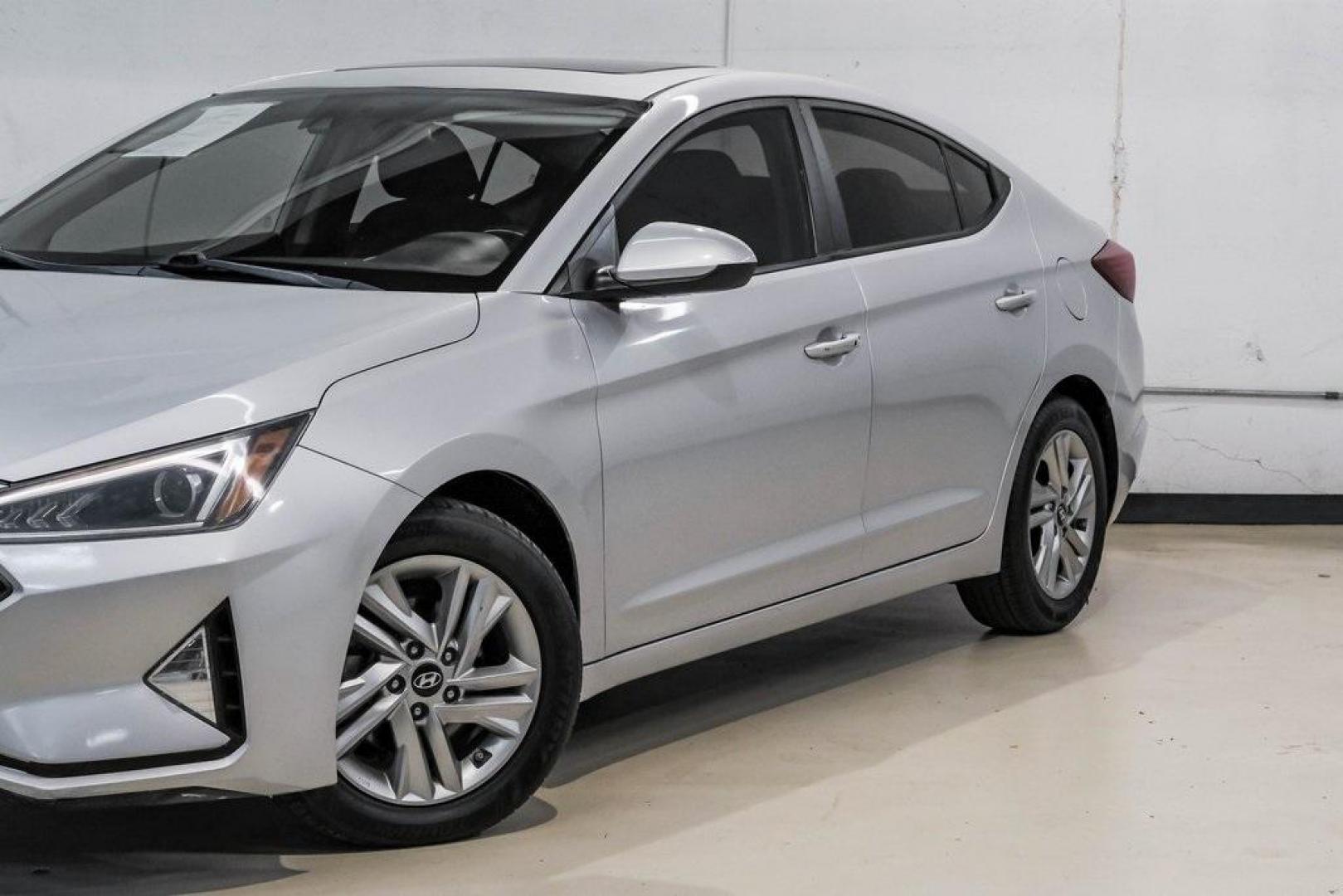 2019 Symphony Silver /Black Hyundai Elantra Value Edition (KMHD84LF0KU) with an 2.0L 4-Cylinder DOHC 16V engine, Automatic transmission, located at 15300 Midway Rd., Addison, TX, 75001, (972) 702-0011, 32.958321, -96.838074 - Photo#5