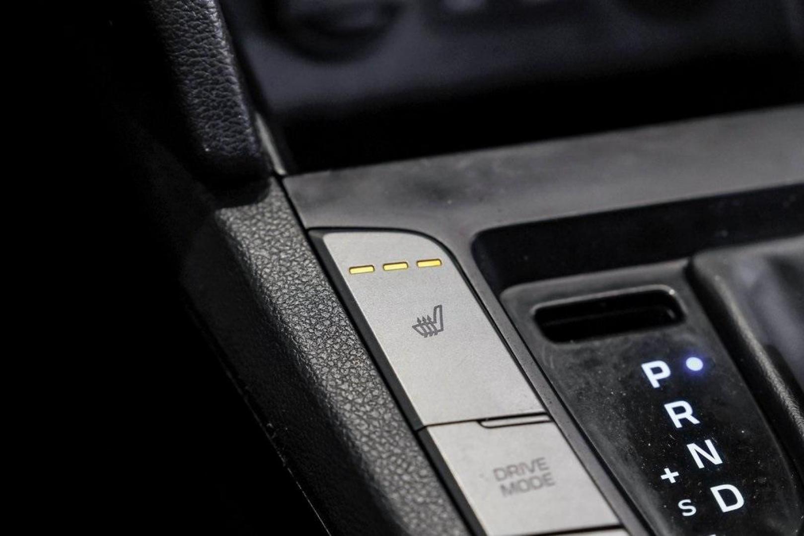 2019 Symphony Silver /Black Hyundai Elantra Value Edition (KMHD84LF0KU) with an 2.0L 4-Cylinder DOHC 16V engine, Automatic transmission, located at 15300 Midway Rd., Addison, TX, 75001, (972) 702-0011, 32.958321, -96.838074 - Photo#28