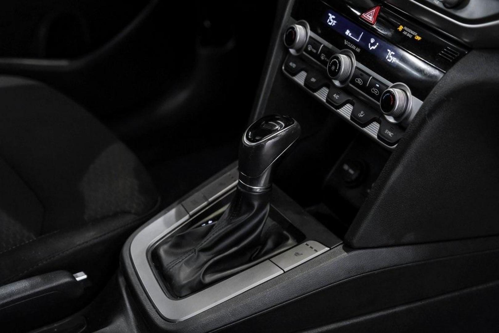 2019 Symphony Silver /Black Hyundai Elantra Value Edition (KMHD84LF0KU) with an 2.0L 4-Cylinder DOHC 16V engine, Automatic transmission, located at 15300 Midway Rd., Addison, TX, 75001, (972) 702-0011, 32.958321, -96.838074 - Photo#31