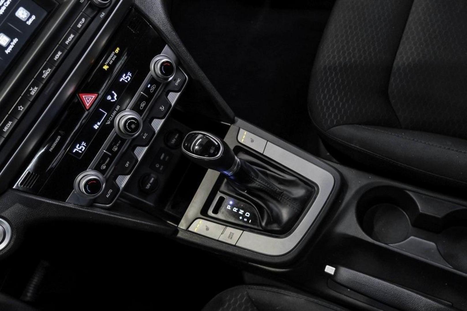 2019 Symphony Silver /Black Hyundai Elantra Value Edition (KMHD84LF0KU) with an 2.0L 4-Cylinder DOHC 16V engine, Automatic transmission, located at 15300 Midway Rd., Addison, TX, 75001, (972) 702-0011, 32.958321, -96.838074 - Photo#32