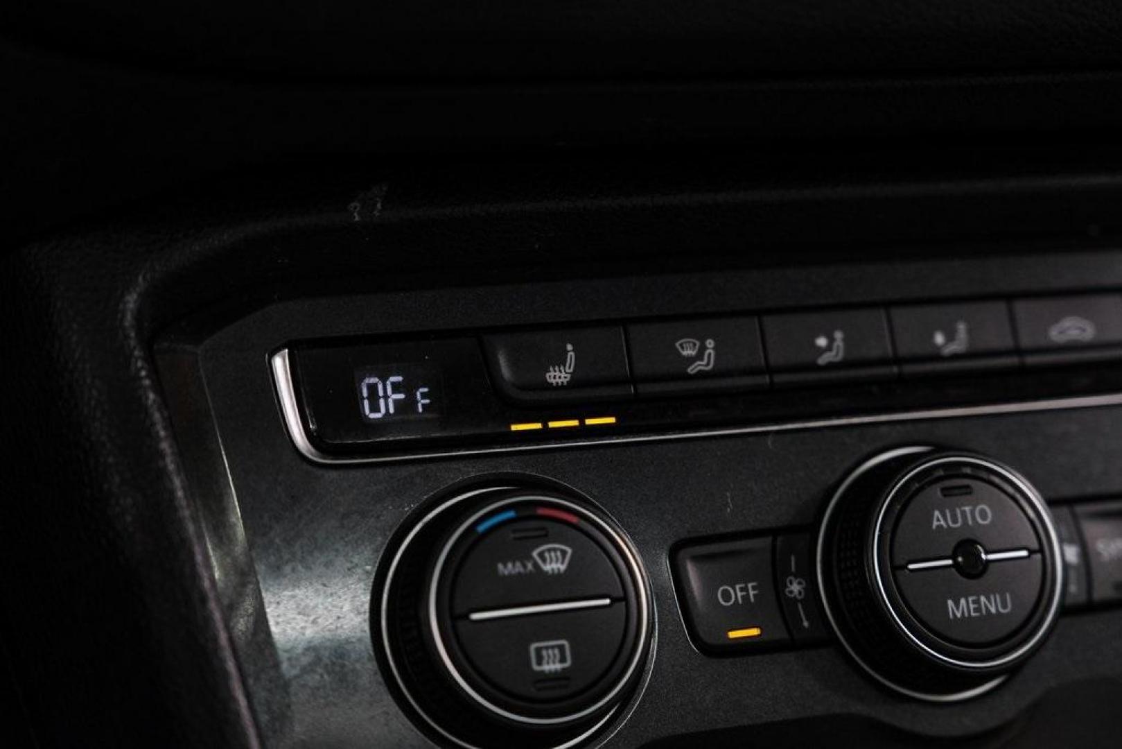 2019 Blue Metallic /Storm Gray Volkswagen Tiguan 2.0T SEL (3VV3B7AX8KM) with an 2.0L TSI DOHC engine, Automatic transmission, located at 15300 Midway Rd., Addison, TX, 75001, (972) 702-0011, 32.958321, -96.838074 - Photo#29