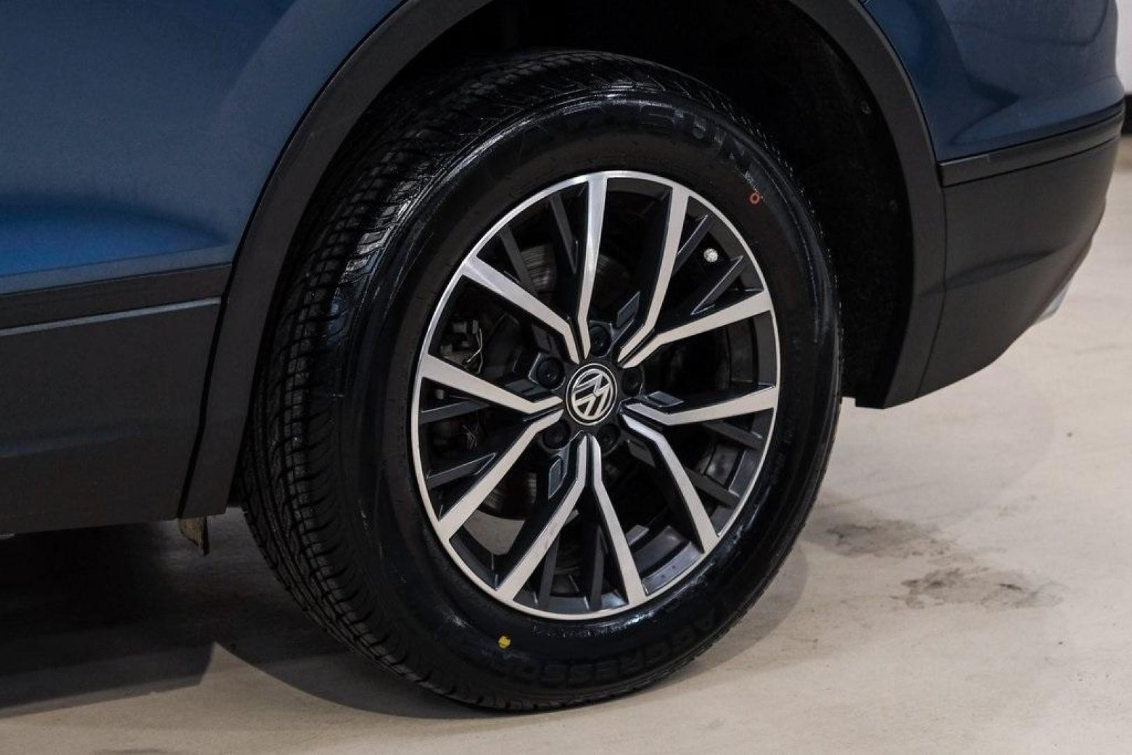 2019 Blue Metallic /Storm Gray Volkswagen Tiguan 2.0T SEL (3VV3B7AX8KM) with an 2.0L TSI DOHC engine, Automatic transmission, located at 15300 Midway Rd., Addison, TX, 75001, (972) 702-0011, 32.958321, -96.838074 - Photo#64