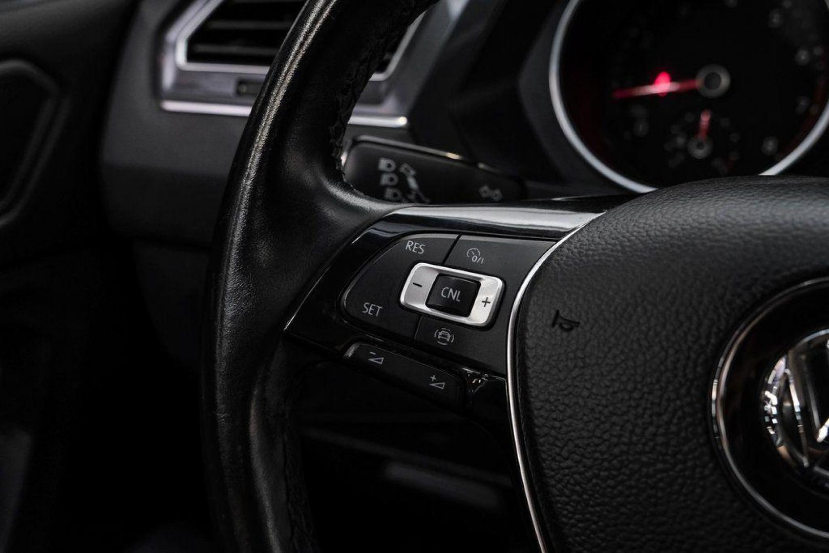 2019 Blue Metallic /Storm Gray Volkswagen Tiguan 2.0T SEL (3VV3B7AX8KM) with an 2.0L TSI DOHC engine, Automatic transmission, located at 15300 Midway Rd., Addison, TX, 75001, (972) 702-0011, 32.958321, -96.838074 - Photo#23