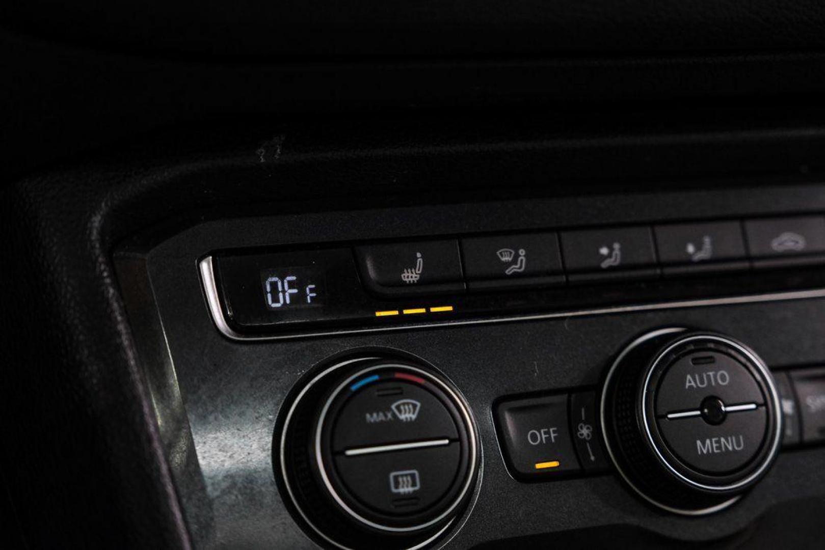 2019 Blue Metallic /Storm Gray Volkswagen Tiguan 2.0T SEL (3VV3B7AX8KM) with an 2.0L TSI DOHC engine, Automatic transmission, located at 15300 Midway Rd., Addison, TX, 75001, (972) 702-0011, 32.958321, -96.838074 - Photo#29