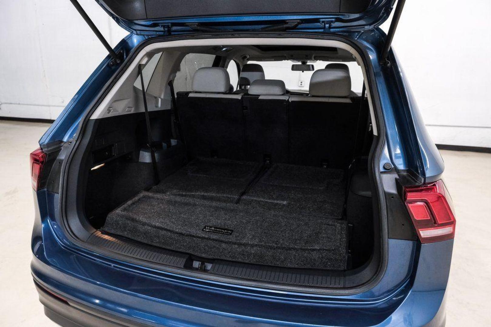 2019 Blue Metallic /Storm Gray Volkswagen Tiguan 2.0T SEL (3VV3B7AX8KM) with an 2.0L TSI DOHC engine, Automatic transmission, located at 15300 Midway Rd., Addison, TX, 75001, (972) 702-0011, 32.958321, -96.838074 - Photo#62