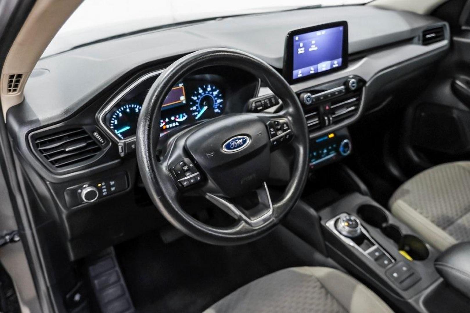 2020 Magnetic /Ebony Ford Escape SE (1FMCU0G62LU) with an 1.5L EcoBoost engine, Automatic transmission, located at 15300 Midway Rd., Addison, TX, 75001, (972) 702-0011, 32.958321, -96.838074 - Photo#2