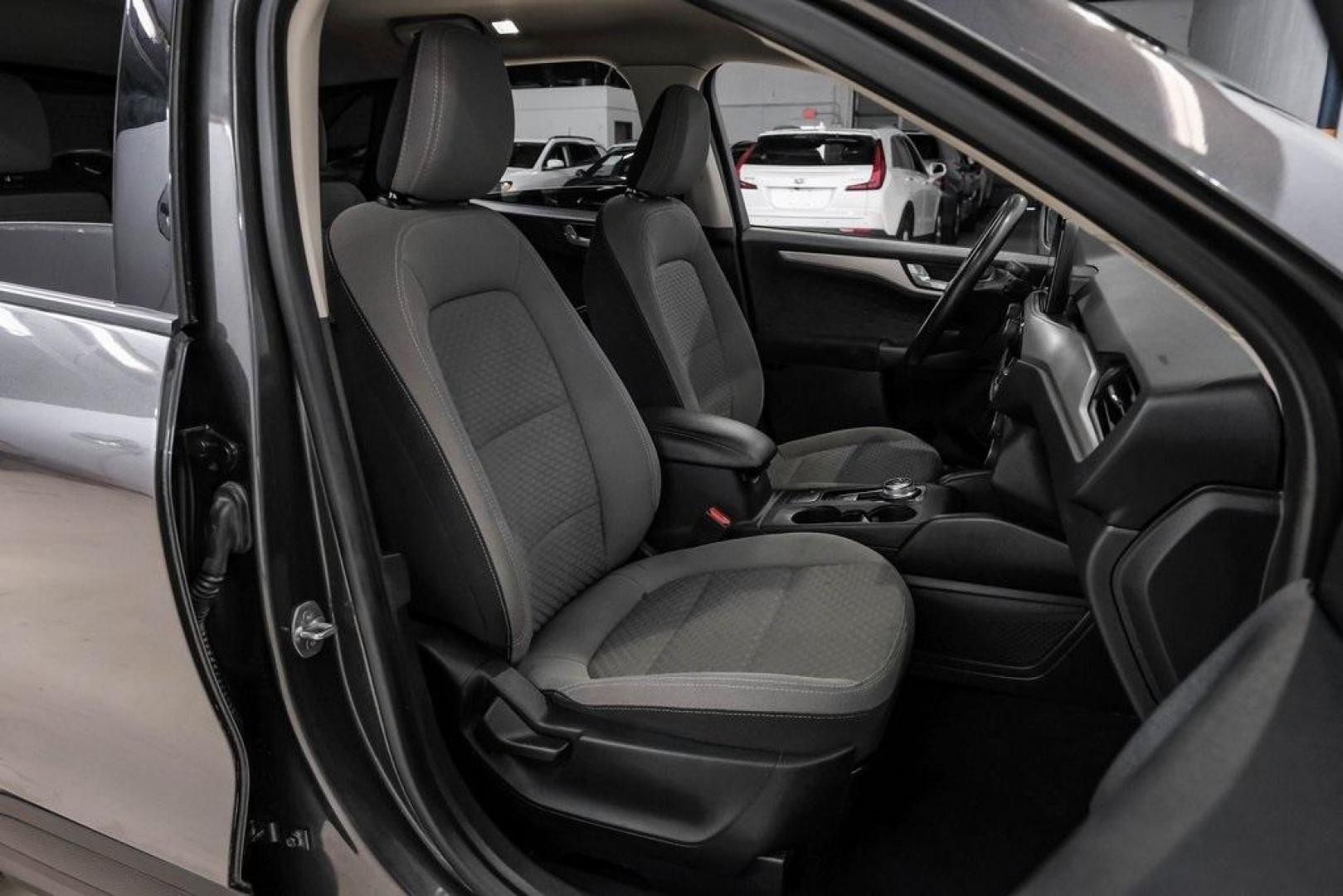 2020 Magnetic /Ebony Ford Escape SE (1FMCU0G62LU) with an 1.5L EcoBoost engine, Automatic transmission, located at 15300 Midway Rd., Addison, TX, 75001, (972) 702-0011, 32.958321, -96.838074 - Photo#42