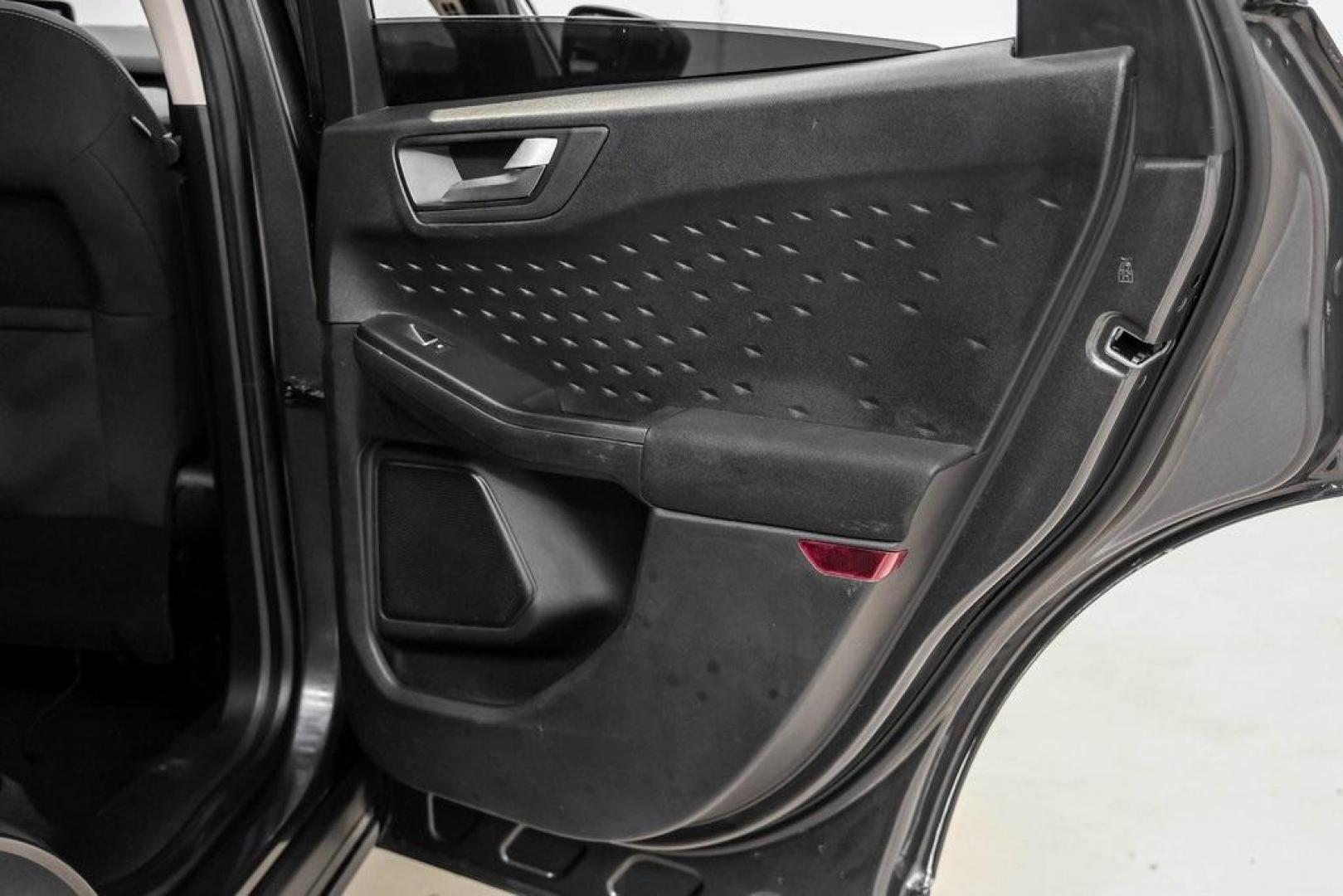 2020 Magnetic /Ebony Ford Escape SE (1FMCU0G62LU) with an 1.5L EcoBoost engine, Automatic transmission, located at 15300 Midway Rd., Addison, TX, 75001, (972) 702-0011, 32.958321, -96.838074 - Photo#52