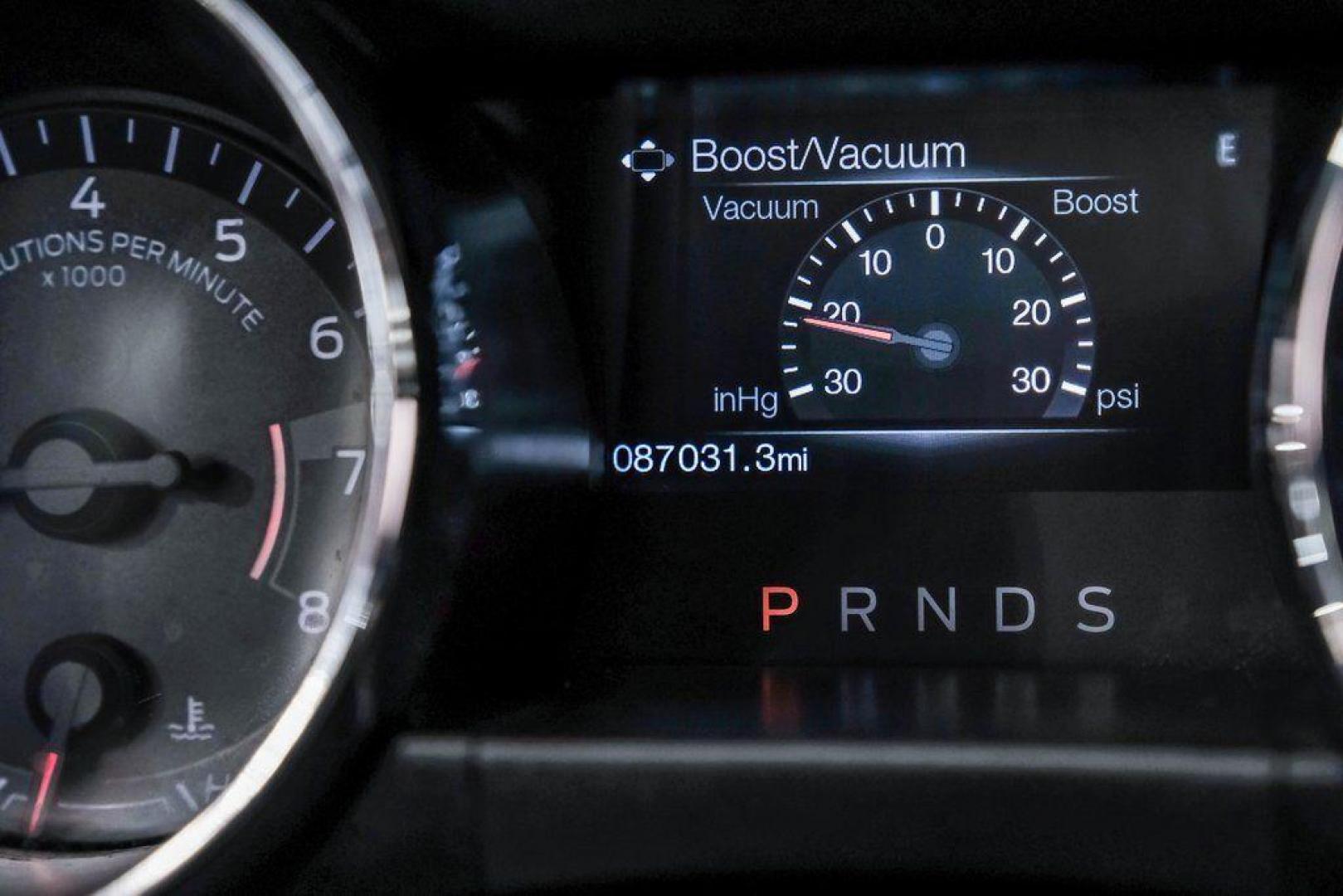 2017 Oxford White /Ebony Ford Mustang EcoBoost Premium (1FA6P8TH0H5) with an EcoBoost 2.3L I4 GTDi DOHC Turbocharged VCT engine, Automatic transmission, located at 15300 Midway Rd., Addison, TX, 75001, (972) 702-0011, 32.958321, -96.838074 - Photo#22