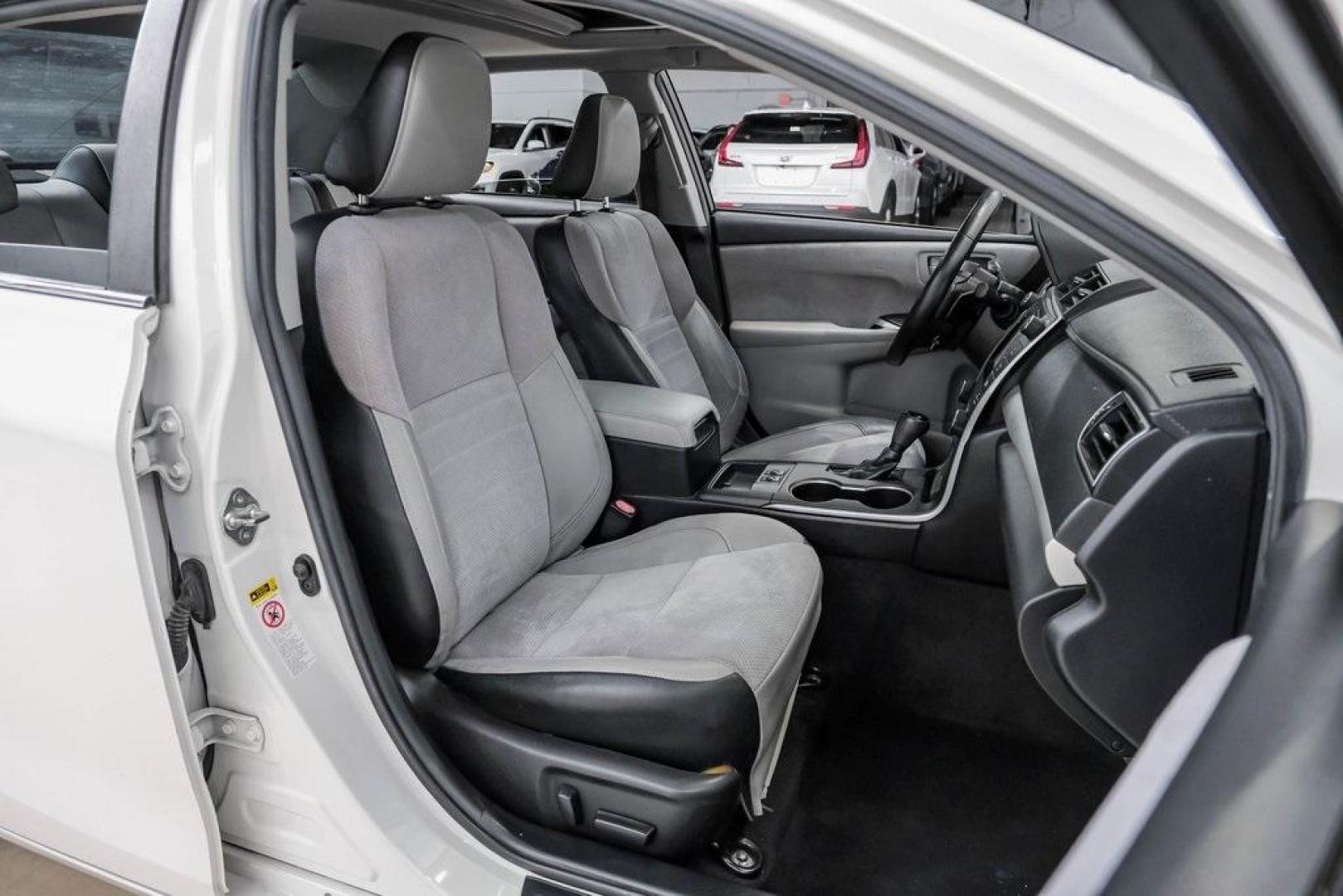 2015 Super White /Ash Toyota Camry XSE V6 (4T1BK1FK2FU) with an 3.5L V6 SMPI DOHC engine, Automatic transmission, located at 15300 Midway Rd., Addison, TX, 75001, (972) 702-0011, 32.958321, -96.838074 - Photo#37