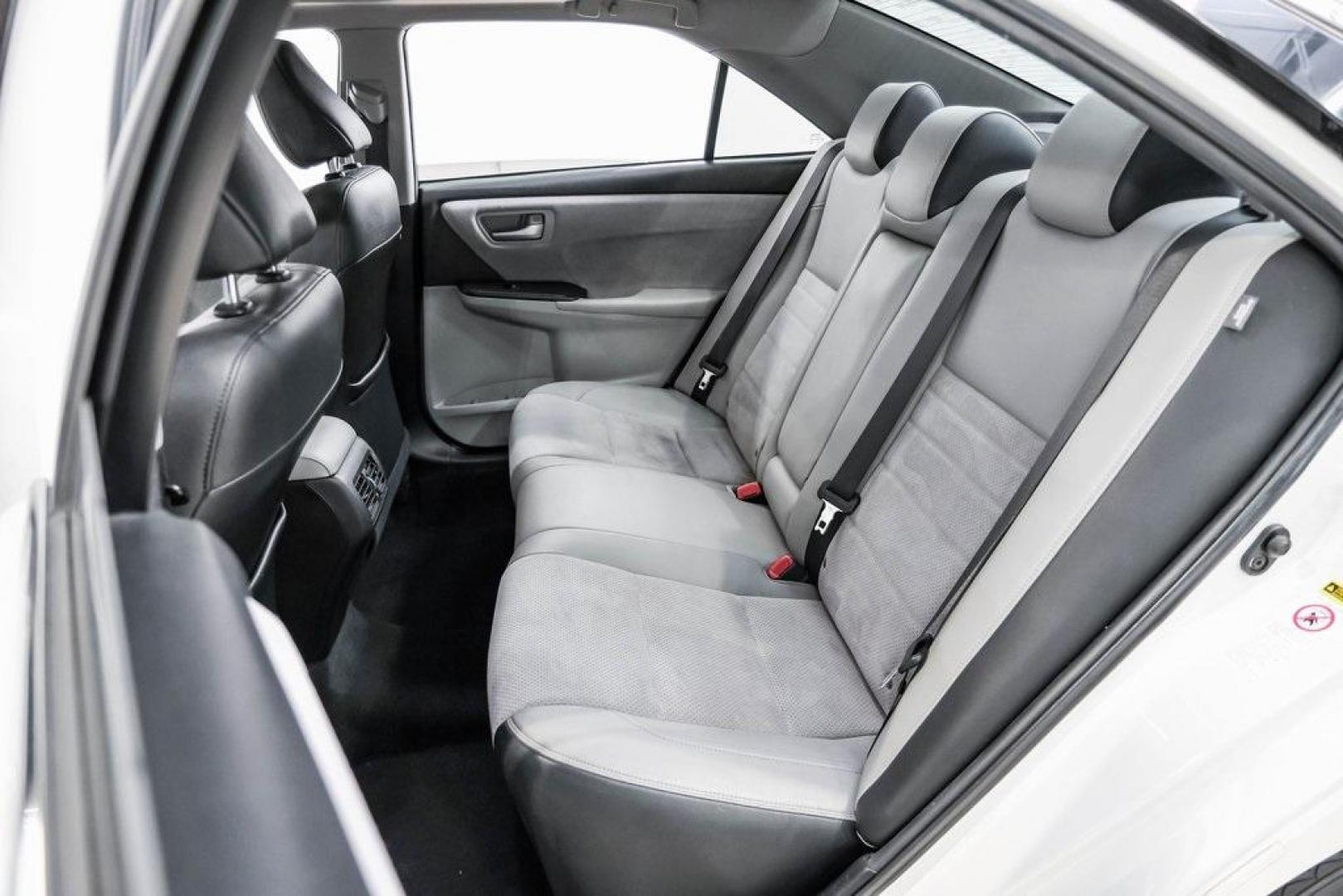 2015 Super White /Ash Toyota Camry XSE V6 (4T1BK1FK2FU) with an 3.5L V6 SMPI DOHC engine, Automatic transmission, located at 15300 Midway Rd., Addison, TX, 75001, (972) 702-0011, 32.958321, -96.838074 - Photo#43