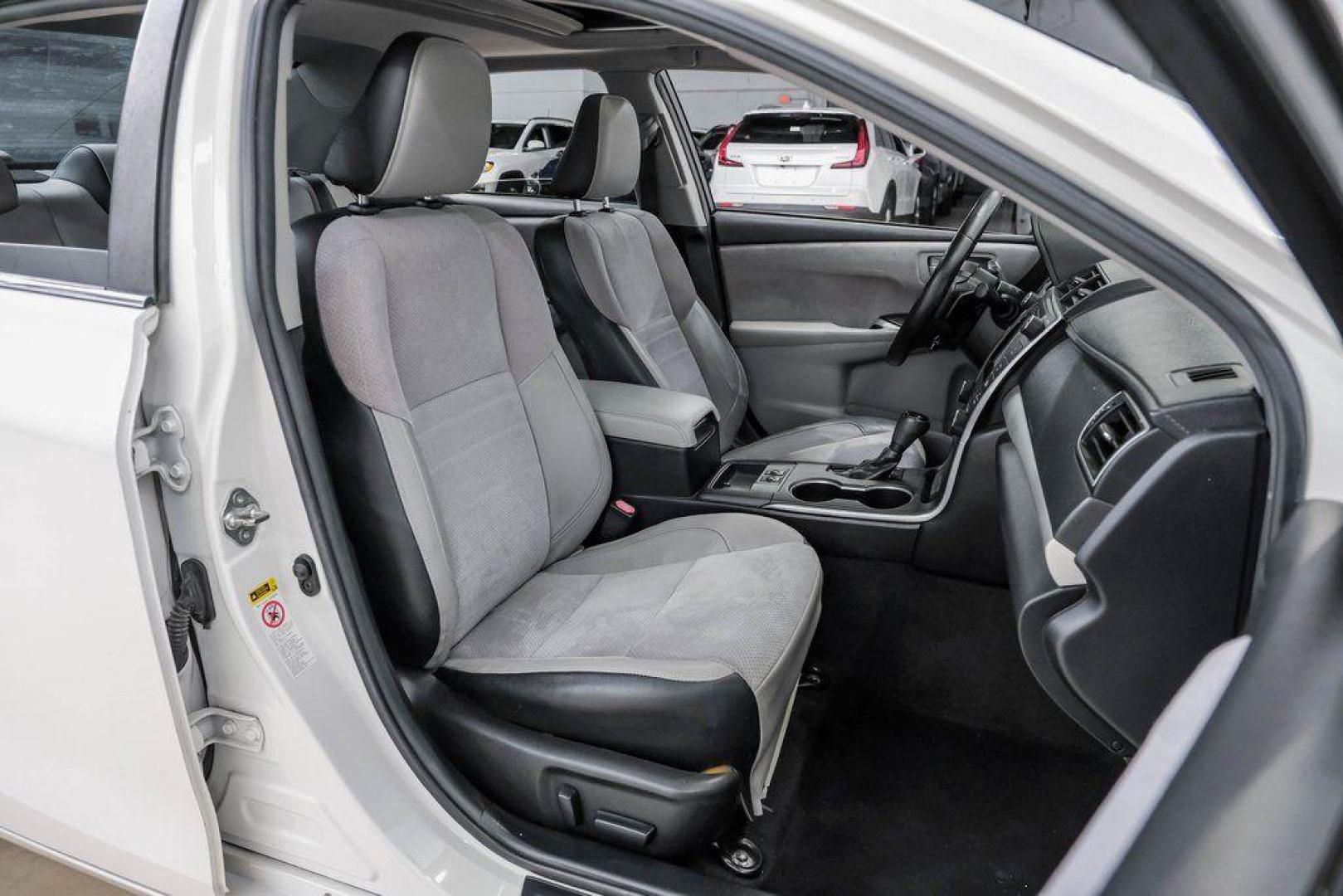 2015 Super White /Ash Toyota Camry XSE V6 (4T1BK1FK2FU) with an 3.5L V6 SMPI DOHC engine, Automatic transmission, located at 15300 Midway Rd., Addison, TX, 75001, (972) 702-0011, 32.958321, -96.838074 - Photo#37