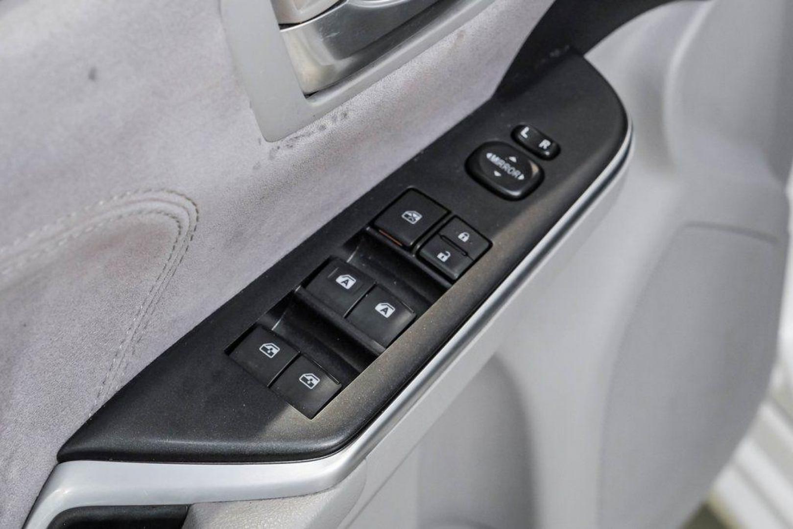 2015 Super White /Ash Toyota Camry XSE V6 (4T1BK1FK2FU) with an 3.5L V6 SMPI DOHC engine, Automatic transmission, located at 15300 Midway Rd., Addison, TX, 75001, (972) 702-0011, 32.958321, -96.838074 - Photo#47