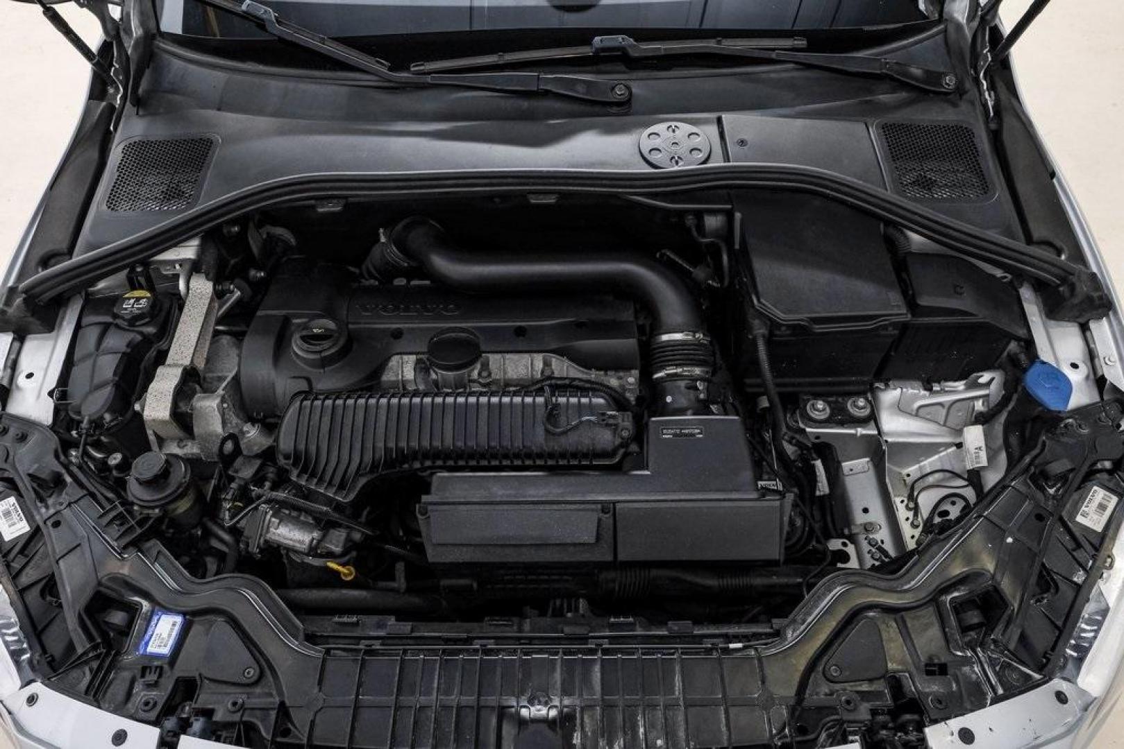 2016 Bright Silver Metallic /Off-Black Volvo S60 T5 Premier (YV1612TK7G2) with an 2.5L I5 20V Turbocharged engine, Automatic transmission, located at 15300 Midway Rd., Addison, TX, 75001, (972) 702-0011, 32.958321, -96.838074 - Photo#56