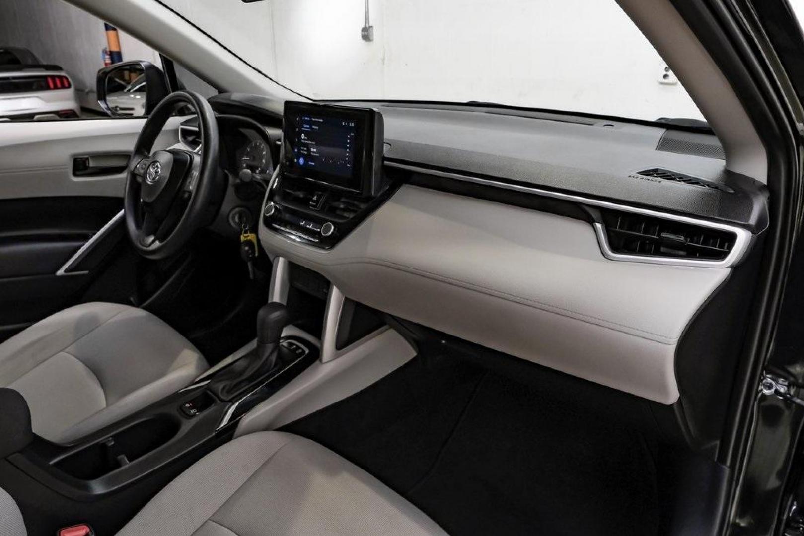 2025 Jet Black /Black Toyota Corolla Cross L (7MUAAAAG6SV) with an 2.0L I4 PDI DOHC 16V LEV3-SULEV30 169hp engine, CVT transmission, located at 15300 Midway Rd., Addison, TX, 75001, (972) 702-0011, 32.958321, -96.838074 - Photo#17