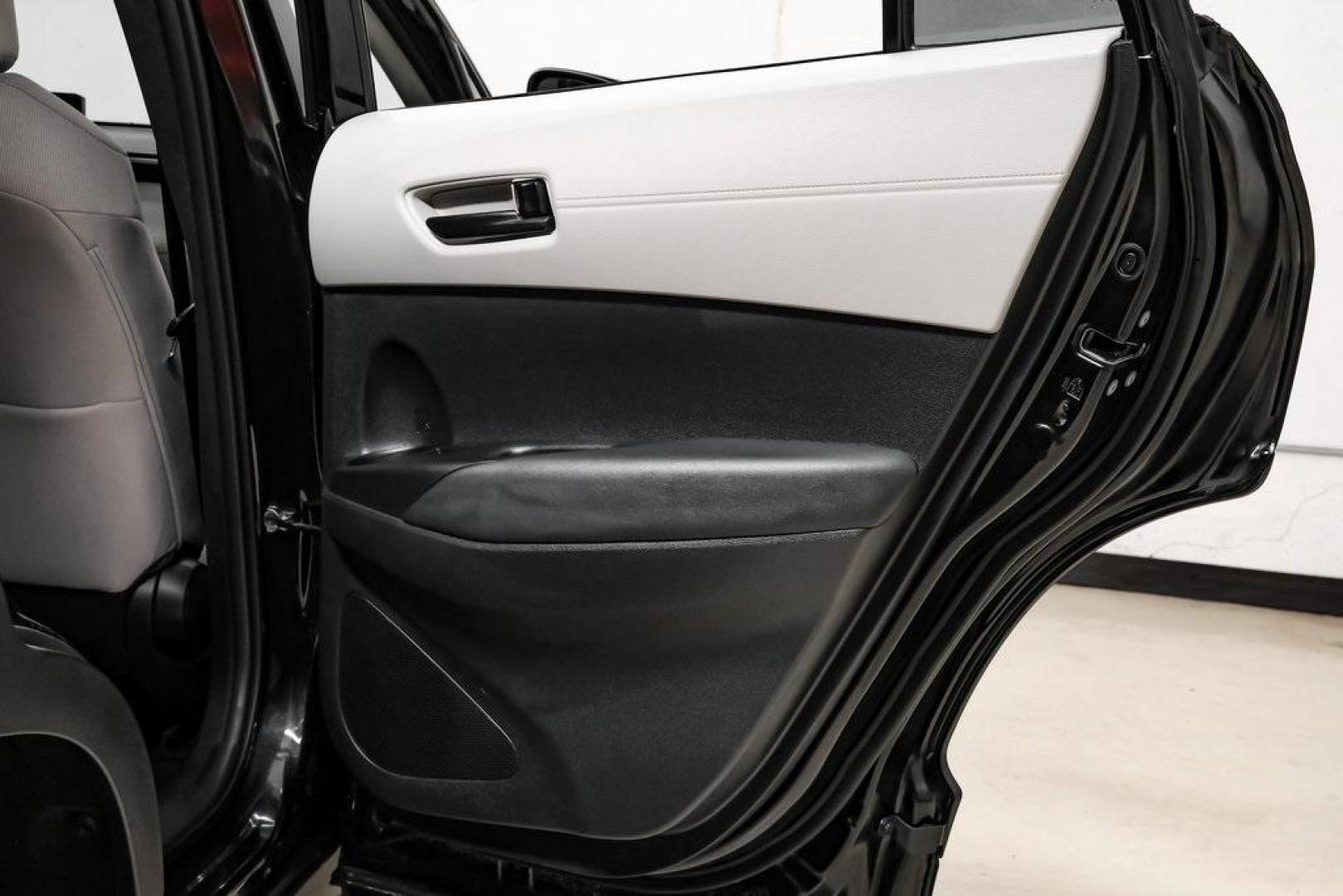 2025 Jet Black /Black Toyota Corolla Cross L (7MUAAAAG6SV) with an 2.0L I4 PDI DOHC 16V LEV3-SULEV30 169hp engine, CVT transmission, located at 15300 Midway Rd., Addison, TX, 75001, (972) 702-0011, 32.958321, -96.838074 - Photo#53