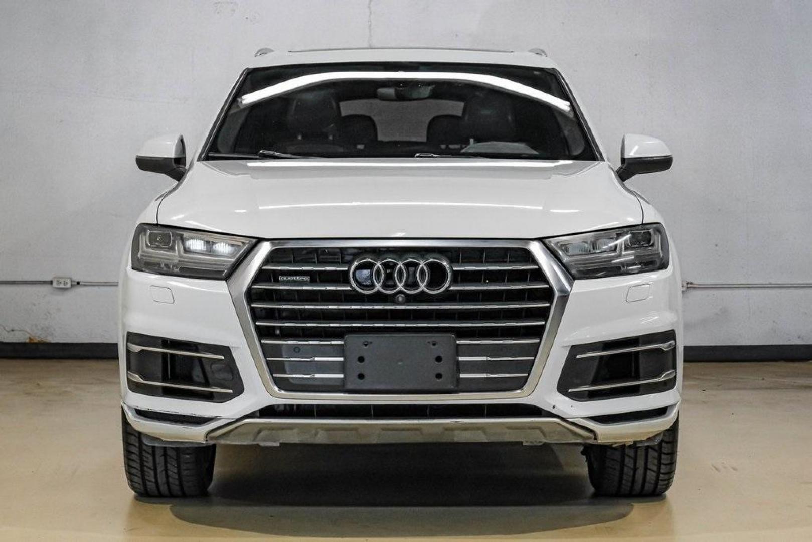 2017 Carrara White /Nougat Brown Audi Q7 3.0T Premium Plus (WA1LAAF7XHD) with an 3.0L TFSI V6 DOHC engine, Automatic transmission, located at 15300 Midway Rd., Addison, TX, 75001, (972) 702-0011, 32.958321, -96.838074 - Photo#7