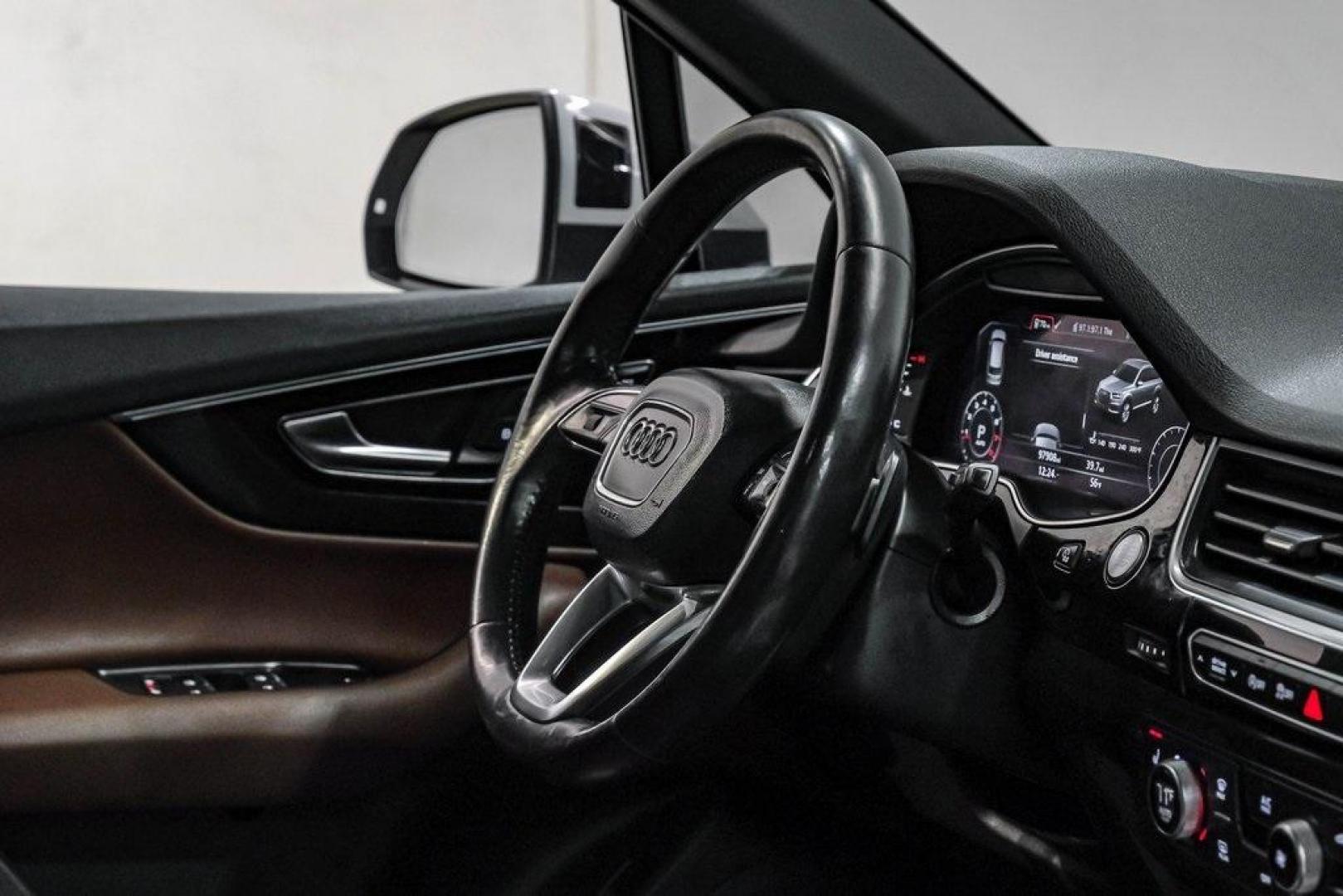 2017 Carrara White /Nougat Brown Audi Q7 3.0T Premium Plus (WA1LAAF7XHD) with an 3.0L TFSI V6 DOHC engine, Automatic transmission, located at 15300 Midway Rd., Addison, TX, 75001, (972) 702-0011, 32.958321, -96.838074 - Photo#20