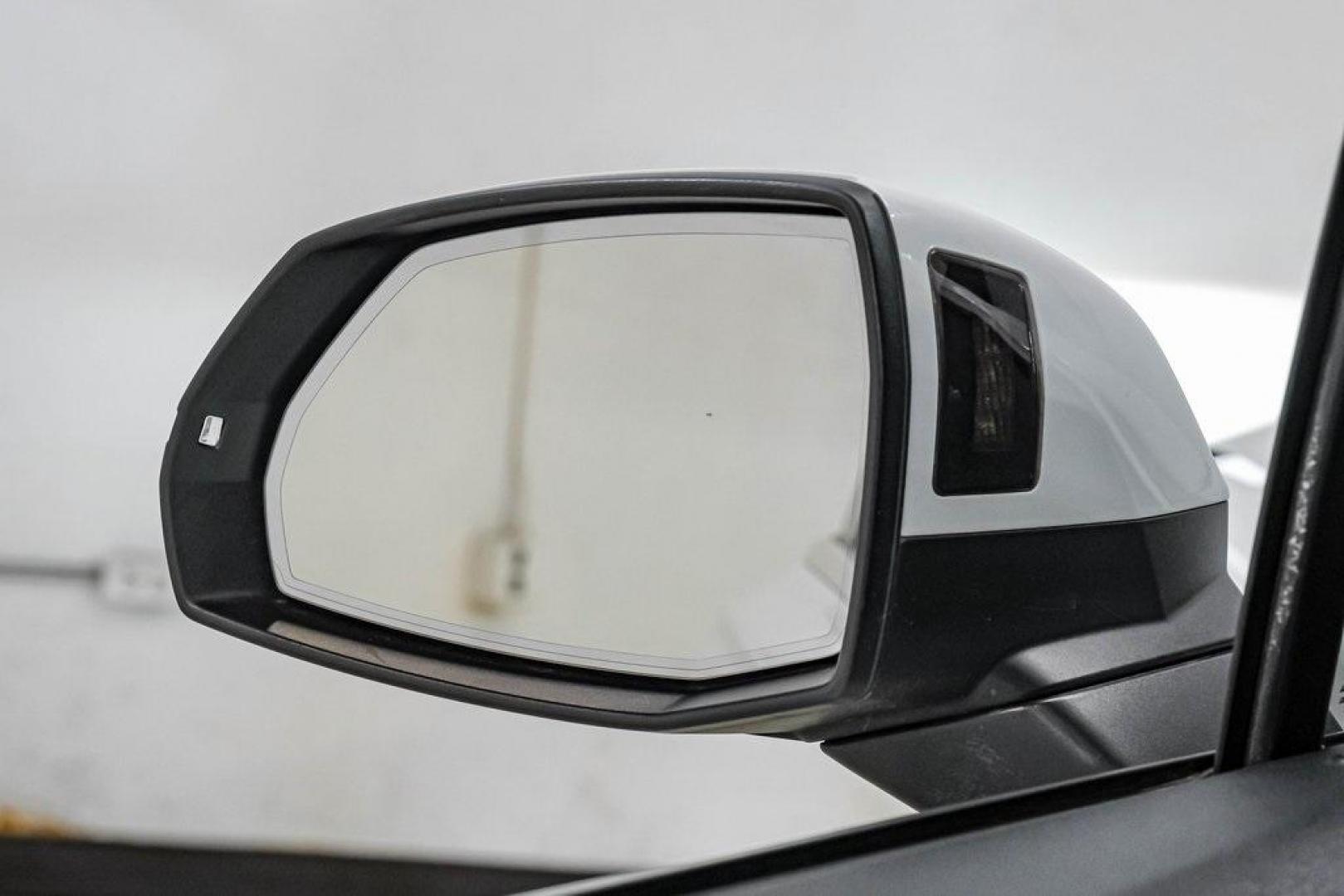 2017 Carrara White /Nougat Brown Audi Q7 3.0T Premium Plus (WA1LAAF7XHD) with an 3.0L TFSI V6 DOHC engine, Automatic transmission, located at 15300 Midway Rd., Addison, TX, 75001, (972) 702-0011, 32.958321, -96.838074 - Photo#43