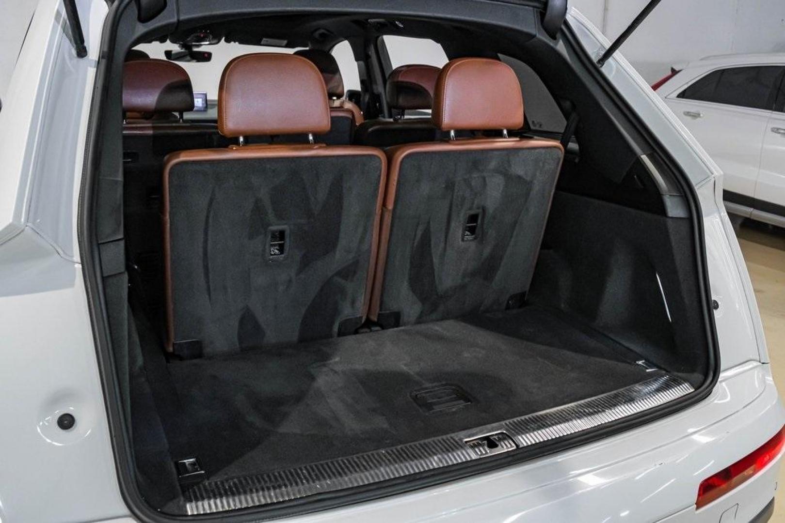 2017 Carrara White /Nougat Brown Audi Q7 3.0T Premium Plus (WA1LAAF7XHD) with an 3.0L TFSI V6 DOHC engine, Automatic transmission, located at 15300 Midway Rd., Addison, TX, 75001, (972) 702-0011, 32.958321, -96.838074 - Photo#57