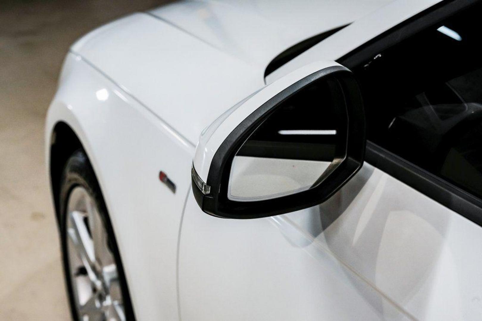 2018 Glacier White /Black Audi A4 2.0T Premium (WAUDNAF43JA) with an 2.0L I4 TFSI DOHC engine, Automatic transmission, located at 15300 Midway Rd., Addison, TX, 75001, (972) 702-0011, 32.958321, -96.838074 - Photo#49