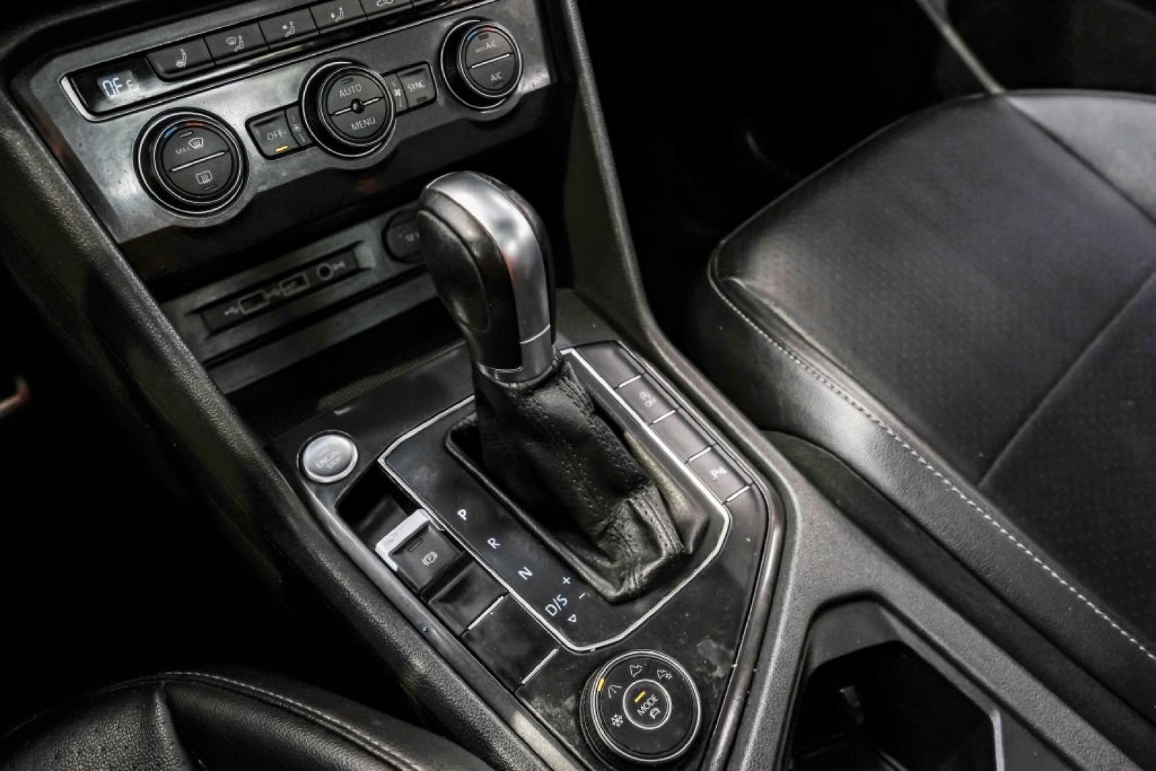 2019 Deep Black /Titan Black Volkswagen Tiguan 2.0T SEL R-Line (3VV2B7AX5KM) with an 2.0L TSI DOHC engine, Automatic transmission, located at 15300 Midway Rd., Addison, TX, 75001, (972) 702-0011, 32.958321, -96.838074- Photo#31