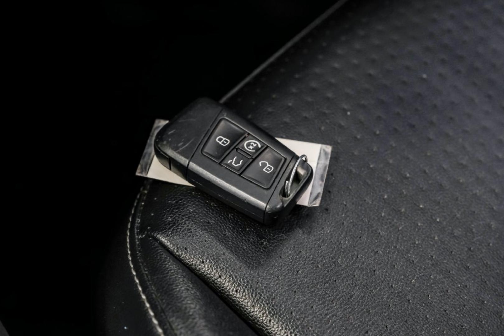 2019 Deep Black /Titan Black Volkswagen Tiguan 2.0T SEL R-Line (3VV2B7AX5KM) with an 2.0L TSI DOHC engine, Automatic transmission, located at 15300 Midway Rd., Addison, TX, 75001, (972) 702-0011, 32.958321, -96.838074- Photo#69