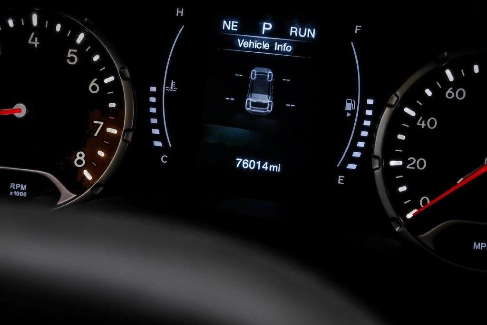 2017 Glacier Metallic /Black Jeep Renegade Altitude (ZACCJABB0HP) with an 2.4L I4 MultiAir engine, Automatic transmission, located at 15300 Midway Rd., Addison, TX, 75001, (972) 702-0011, 32.958321, -96.838074 - Photo#25