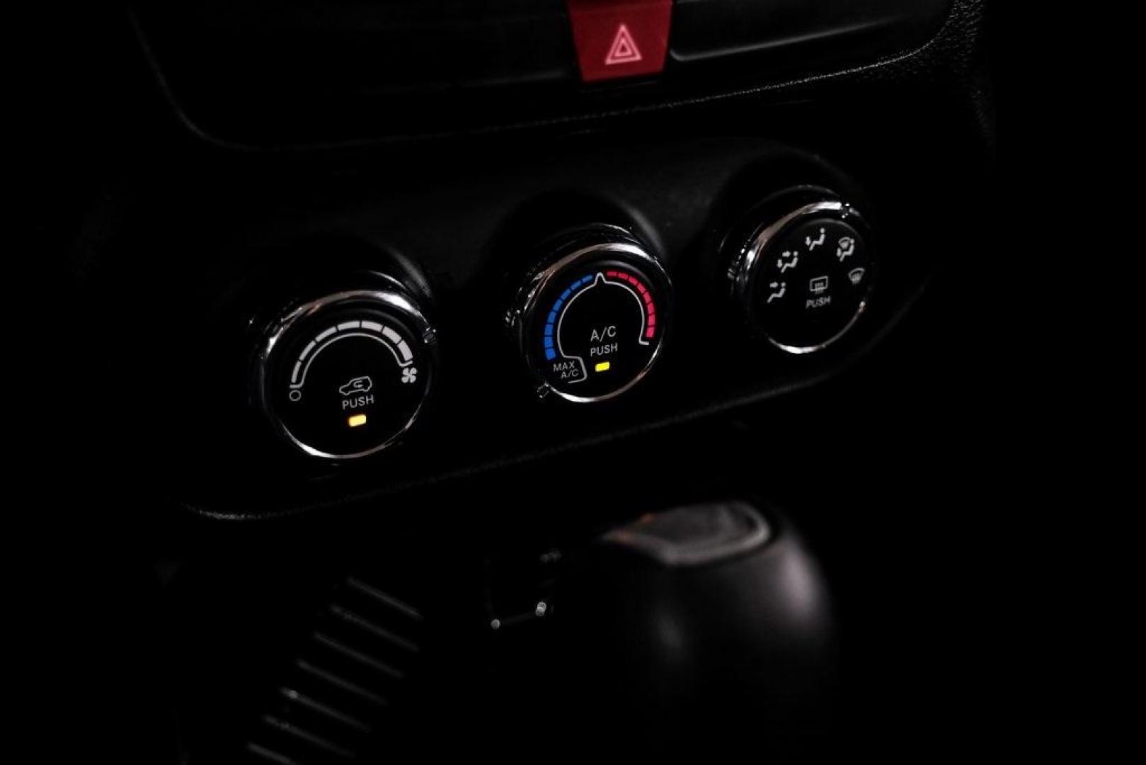 2017 Glacier Metallic /Black Jeep Renegade Altitude (ZACCJABB0HP) with an 2.4L I4 MultiAir engine, Automatic transmission, located at 15300 Midway Rd., Addison, TX, 75001, (972) 702-0011, 32.958321, -96.838074 - Photo#29