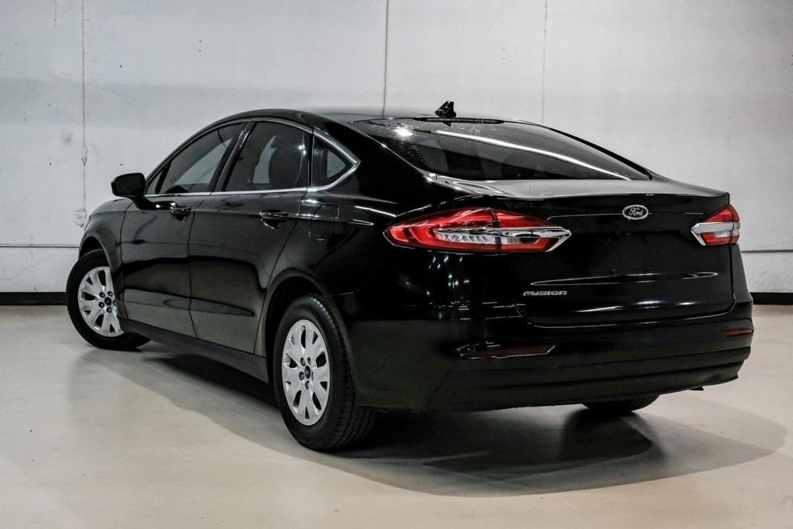 2020 Black /Ebony Stone Ford Fusion S (3FA6P0G79LR) with an 2.5L iVCT engine, Automatic transmission, located at 15300 Midway Rd., Addison, TX, 75001, (972) 702-0011, 32.958321, -96.838074 - Photo#11