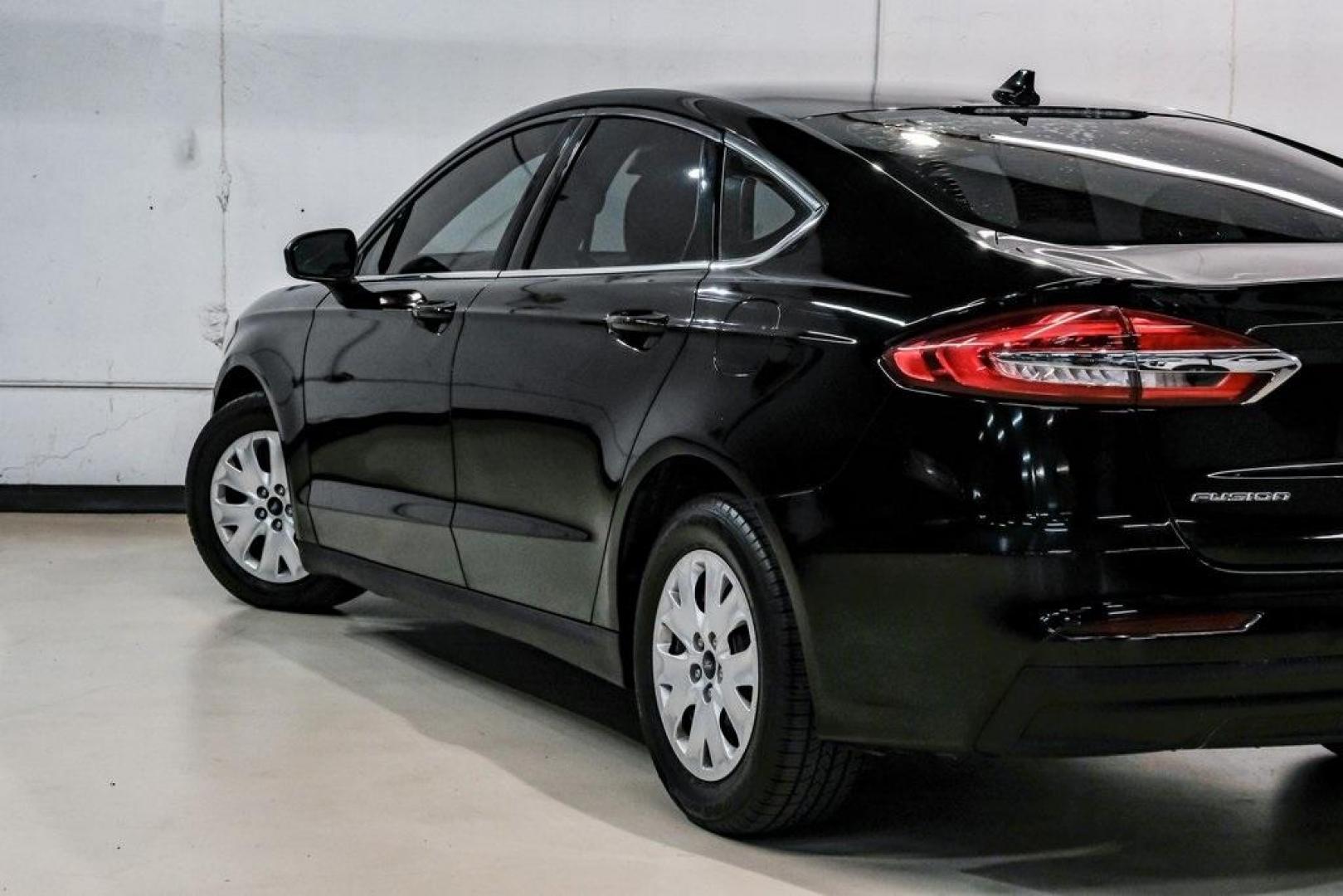 2020 Black /Ebony Stone Ford Fusion S (3FA6P0G79LR) with an 2.5L iVCT engine, Automatic transmission, located at 15300 Midway Rd., Addison, TX, 75001, (972) 702-0011, 32.958321, -96.838074 - Photo#12