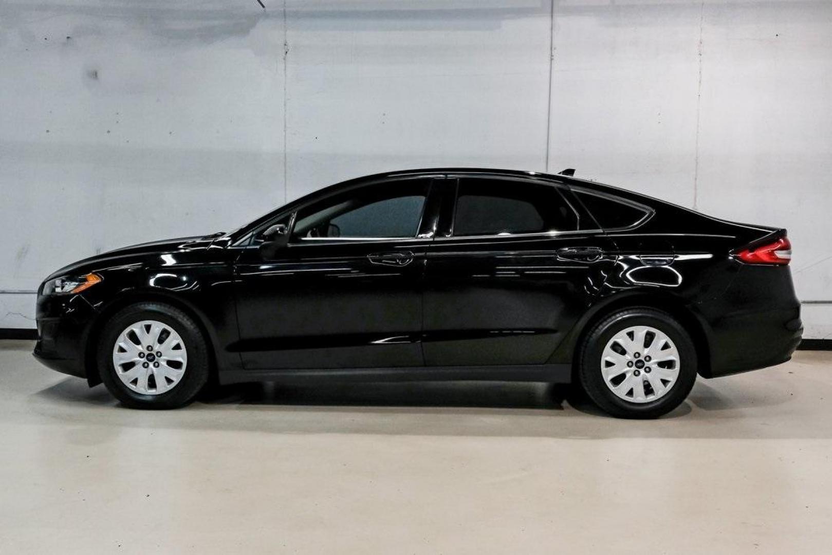 2020 Black /Ebony Stone Ford Fusion S (3FA6P0G79LR) with an 2.5L iVCT engine, Automatic transmission, located at 15300 Midway Rd., Addison, TX, 75001, (972) 702-0011, 32.958321, -96.838074 - Photo#14