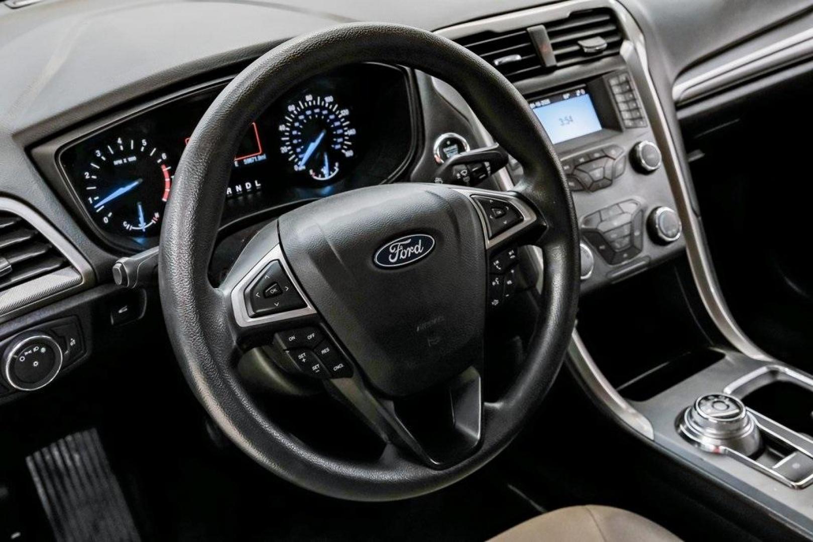 2020 Black /Ebony Stone Ford Fusion S (3FA6P0G79LR) with an 2.5L iVCT engine, Automatic transmission, located at 15300 Midway Rd., Addison, TX, 75001, (972) 702-0011, 32.958321, -96.838074 - Photo#20