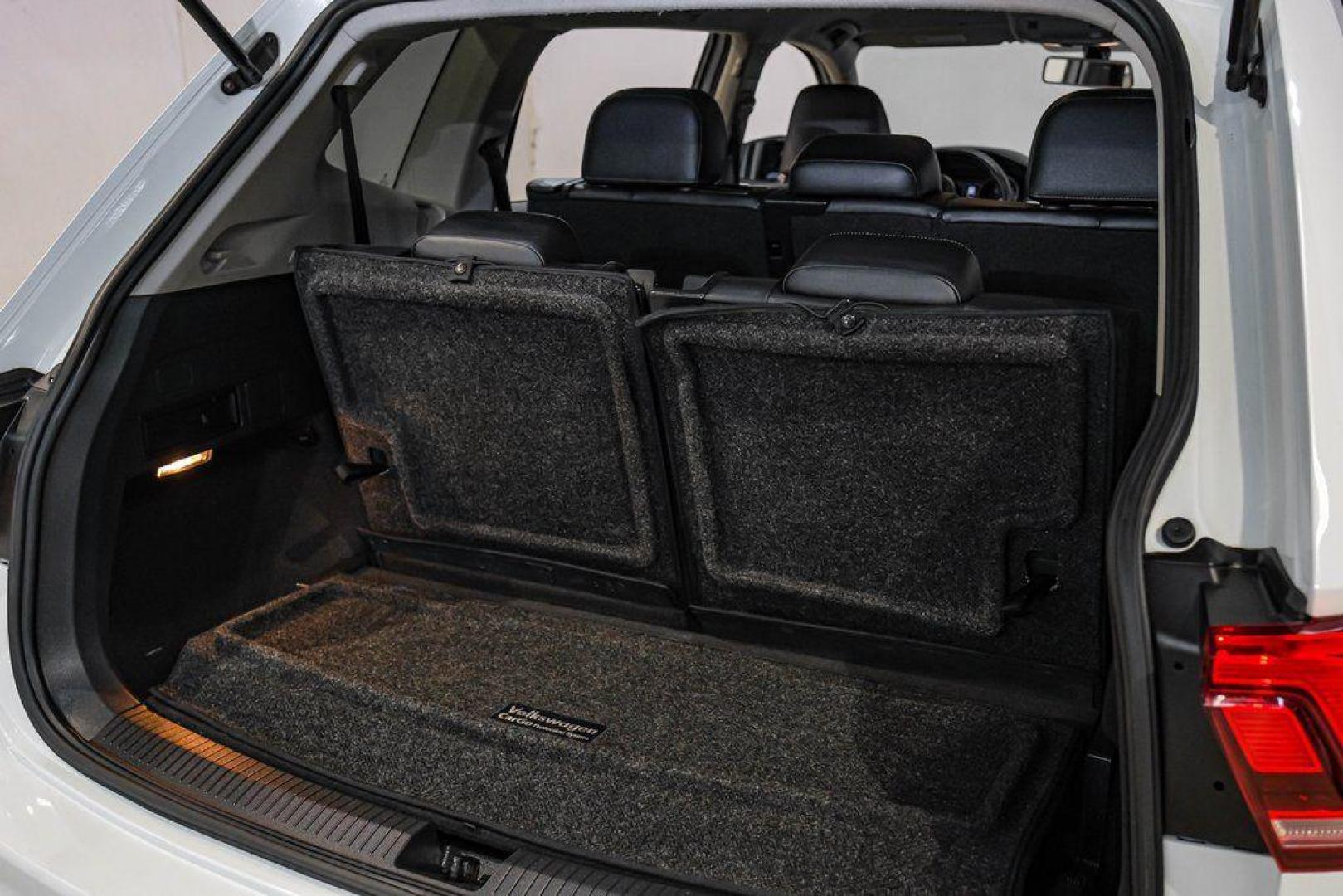 2019 Pure White /Titan Black Volkswagen Tiguan 2.0T SE (3VV3B7AX4KM) with an 2.0L TSI DOHC engine, Automatic transmission, located at 15300 Midway Rd., Addison, TX, 75001, (972) 702-0011, 32.958321, -96.838074 - Photo#55