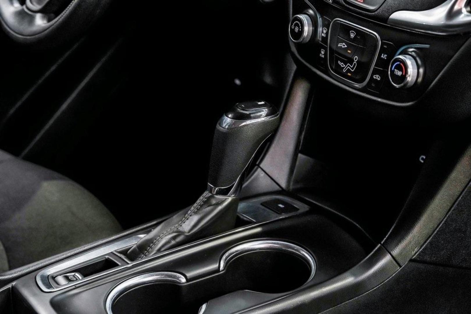 2021 Pacific Blue Metallic /Jet Black Chevrolet Equinox LT (2GNAXTEV7M6) with an 1.5L DOHC engine, Automatic transmission, located at 15300 Midway Rd., Addison, TX, 75001, (972) 702-0011, 32.958321, -96.838074 - Photo#28