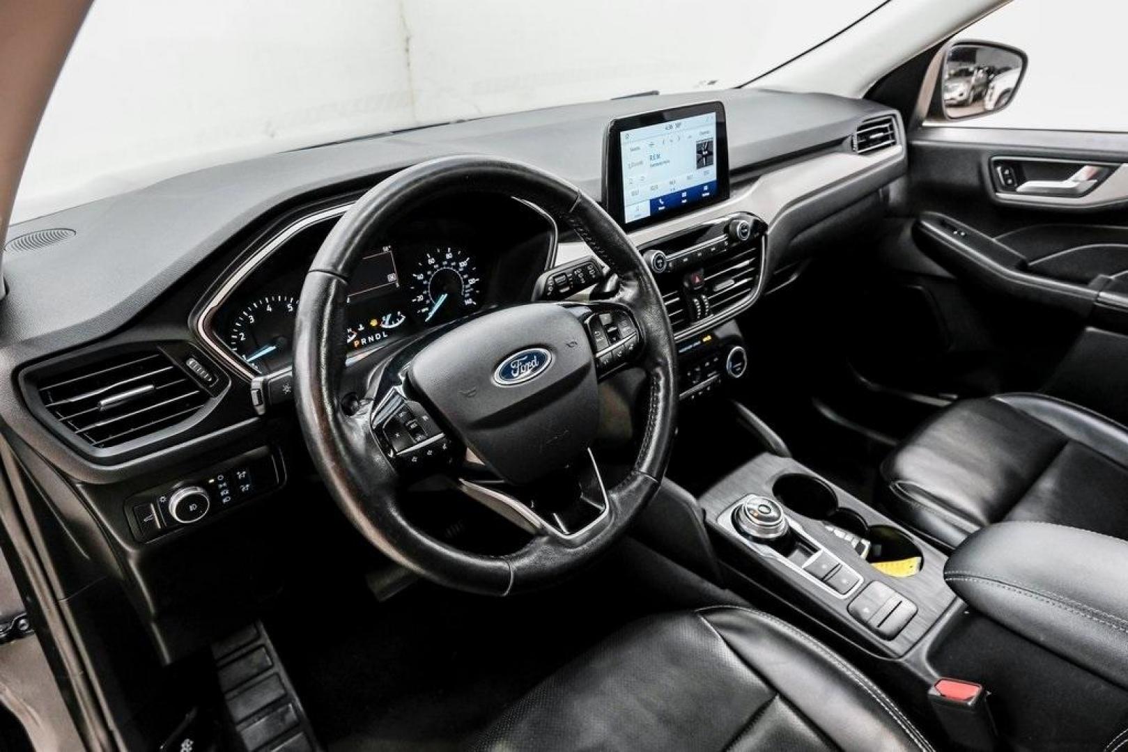 2021 Gray Metallic /Ebony Ford Escape SEL (1FMCU9H6XMU) with an 1.5L EcoBoost engine, Automatic transmission, located at 15300 Midway Rd., Addison, TX, 75001, (972) 702-0011, 32.958321, -96.838074 - Photo#2