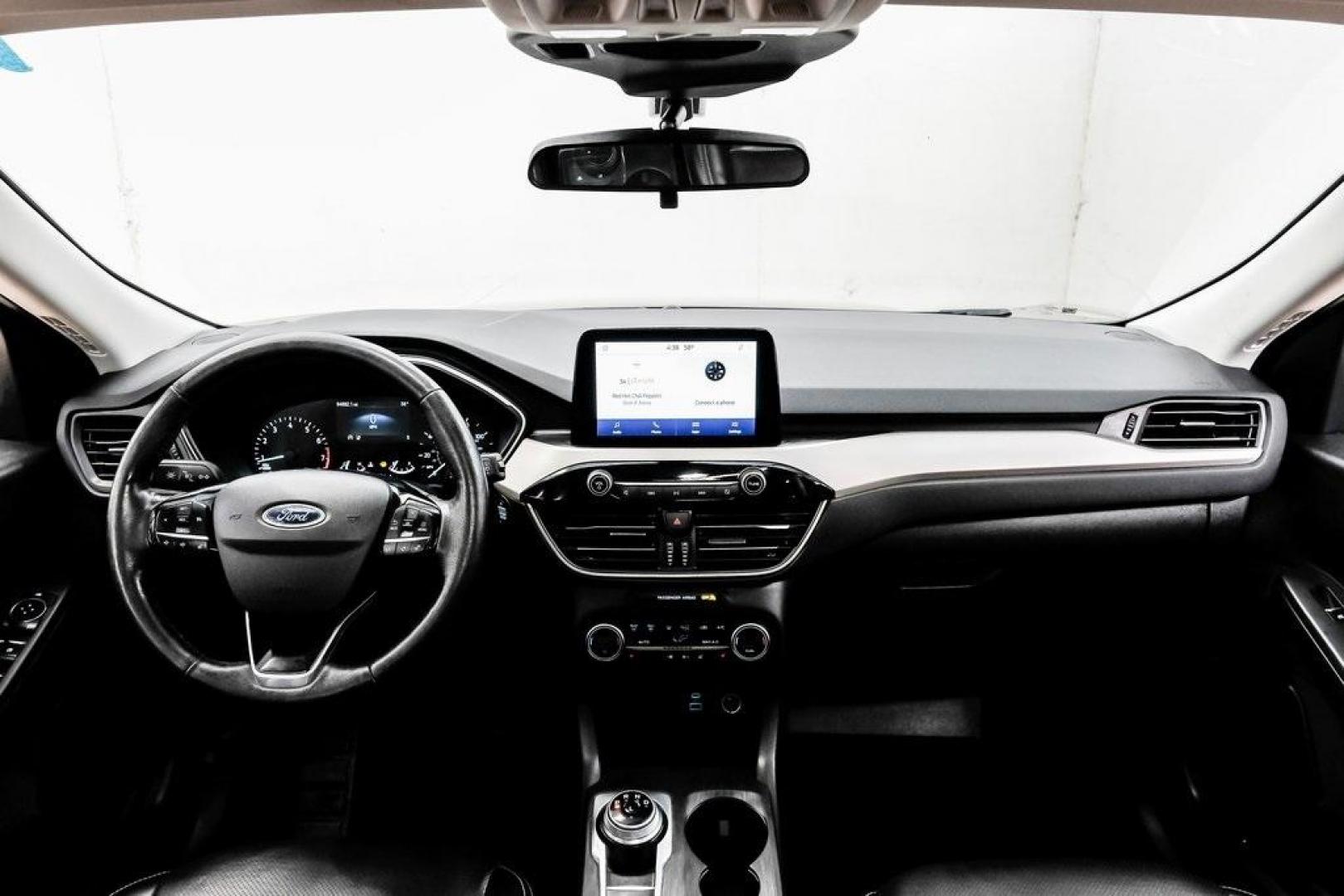 2021 Gray Metallic /Ebony Ford Escape SEL (1FMCU9H6XMU) with an 1.5L EcoBoost engine, Automatic transmission, located at 15300 Midway Rd., Addison, TX, 75001, (972) 702-0011, 32.958321, -96.838074 - Photo#20